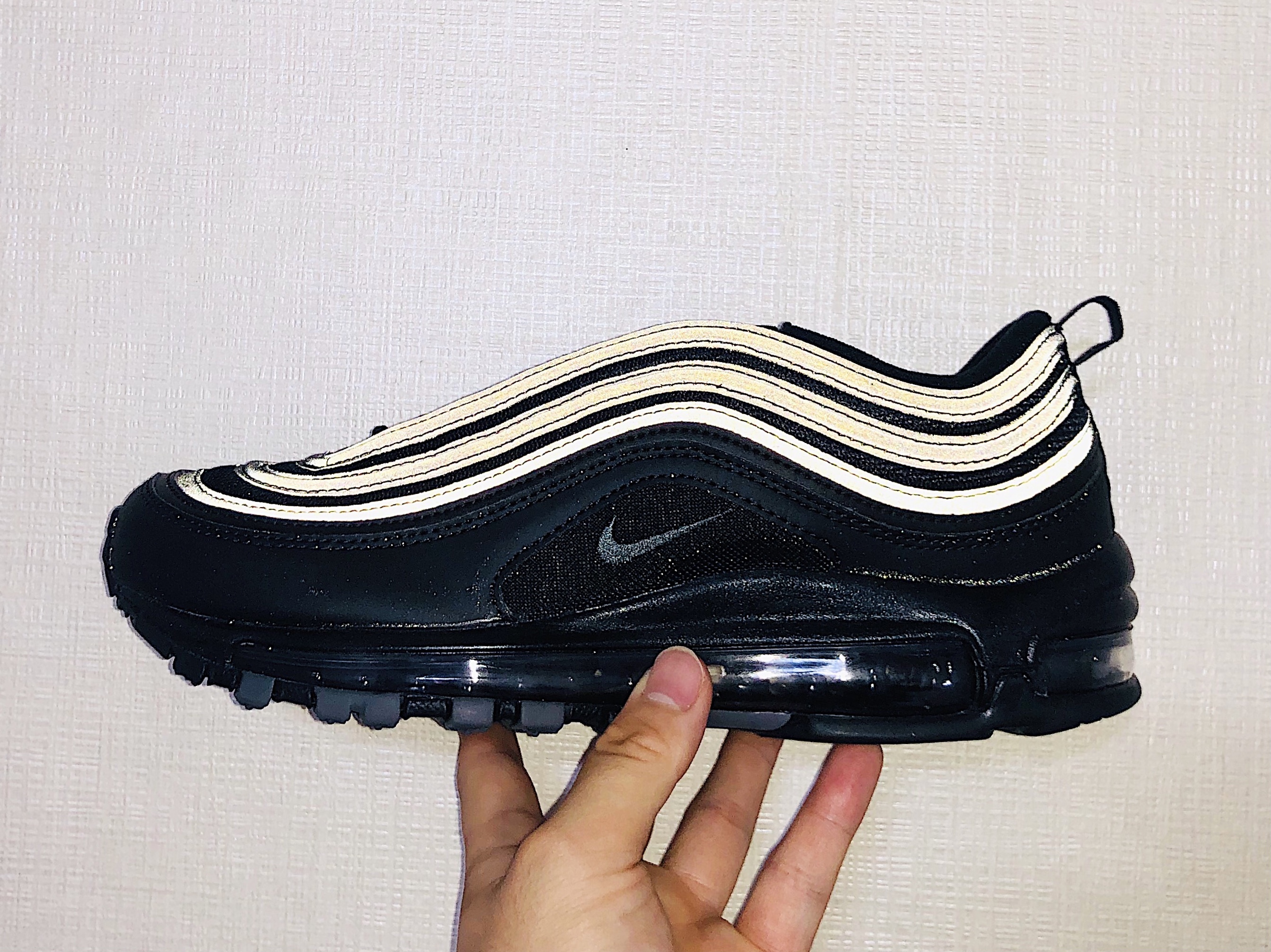 (W) Nike Air Max 97 Black Platinum, (W) Nike Air Max 97 Black Dark Grey 착용 스타일 - 2