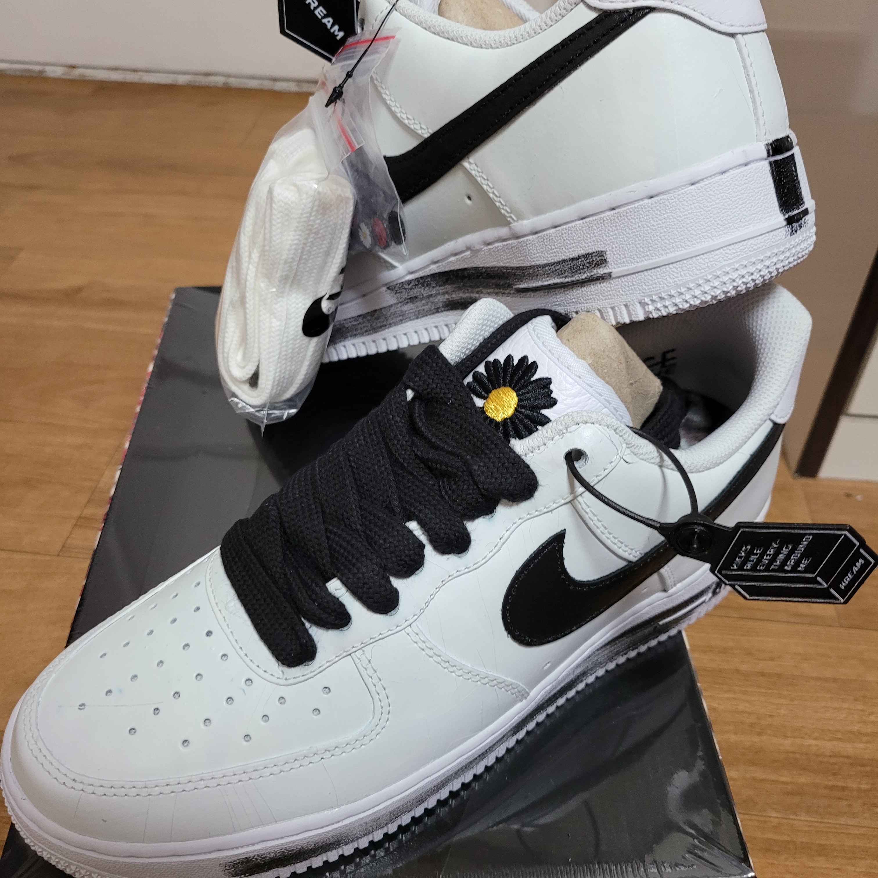 Nike x Peaceminusone Air Force 1 Low Para-Noise 2.0 착용 스타일 - 1