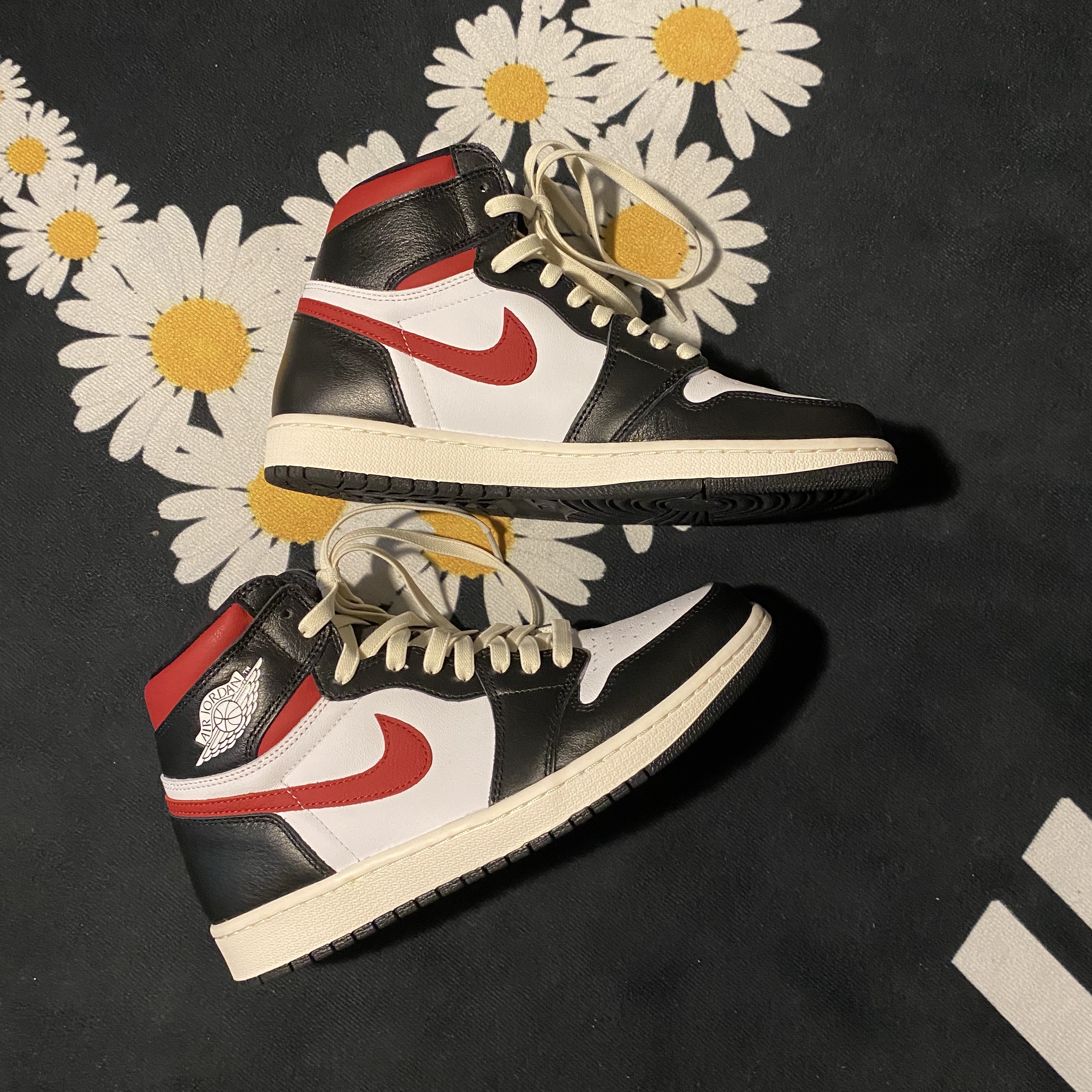 Jordan 1 Retro High OG Gym Red 착용 스타일
