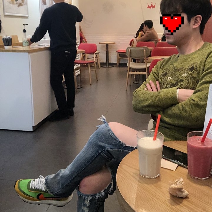 Nike x Sacai LDWaffle Green Multi 착용 스타일