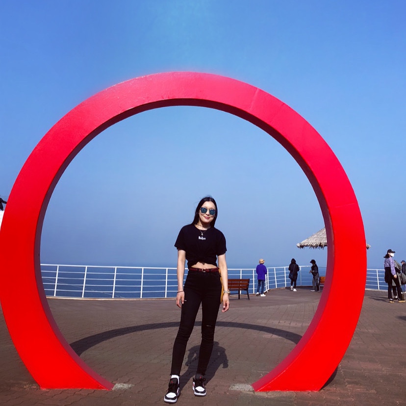 (W) Jordan 1 Low Black Siren Red 착용 스타일
