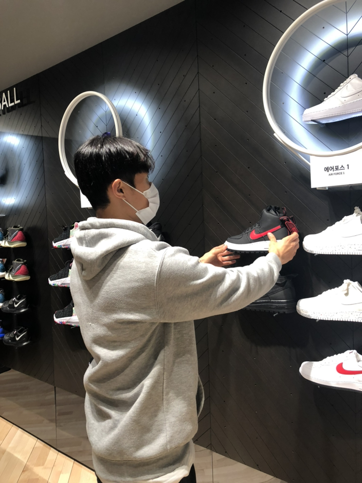 KREAM 프로필 이미지