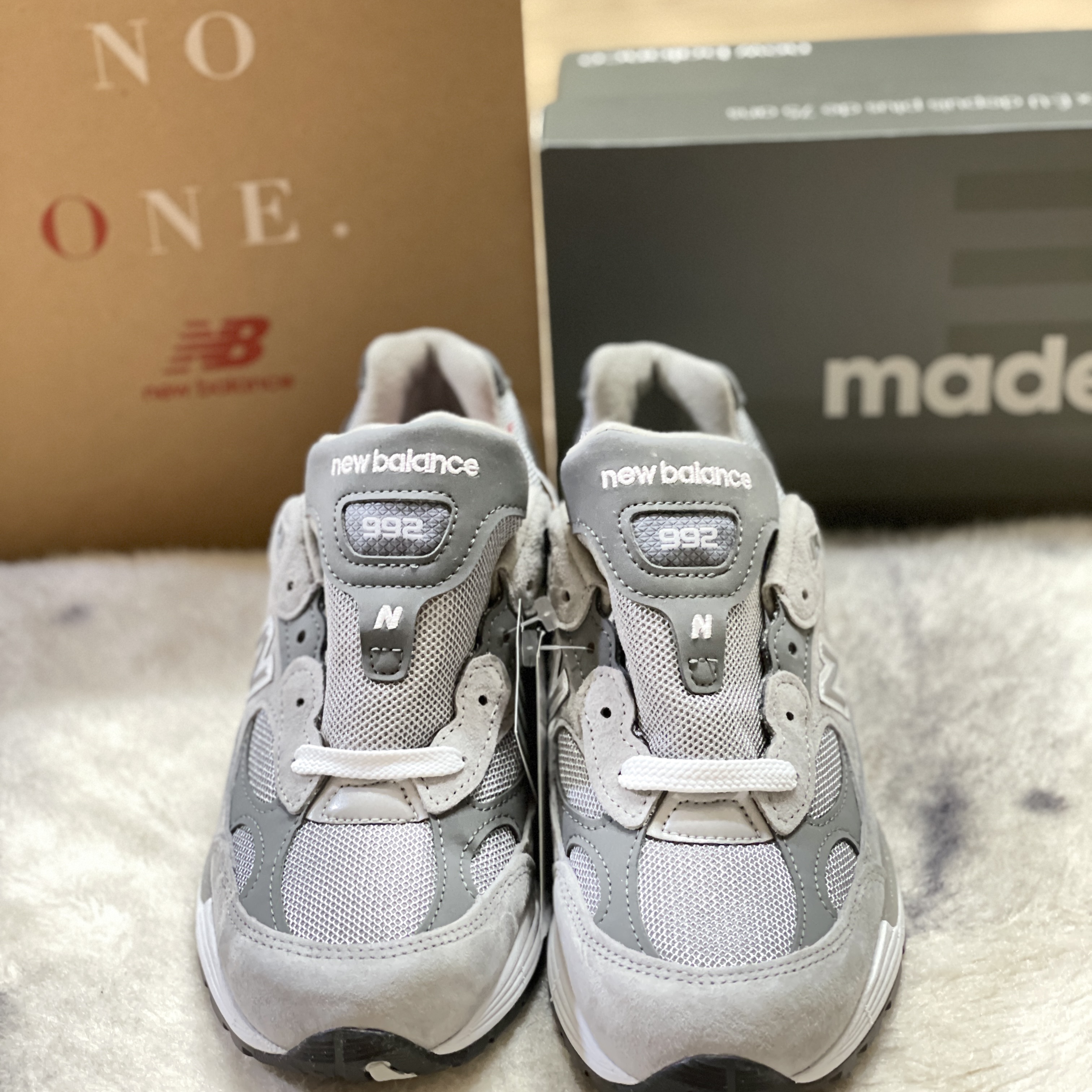 New Balance 992 Made in USA Grey - D Standard 착용 스타일 - 2