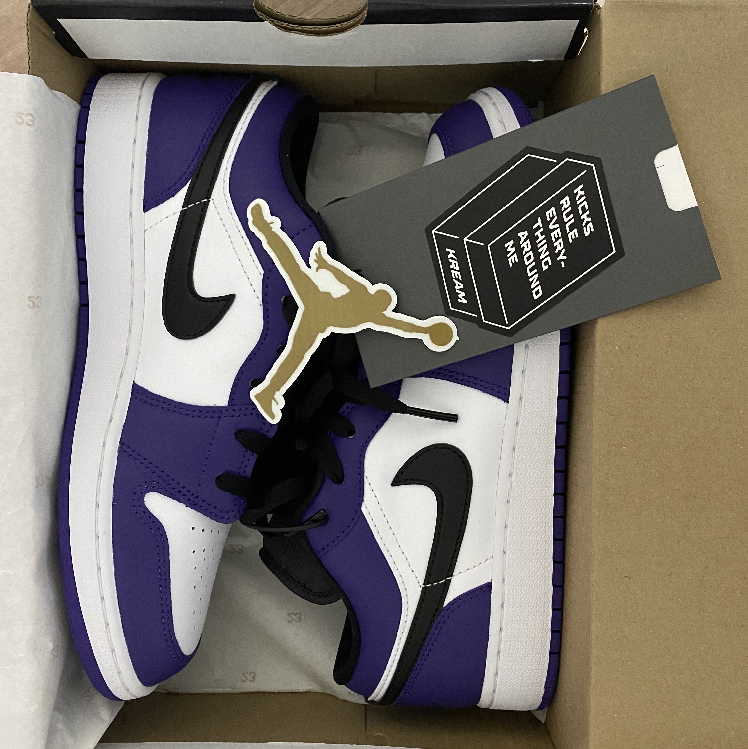 (GS) Jordan 1 Low Court Purple 2020 착용 스타일 - 1