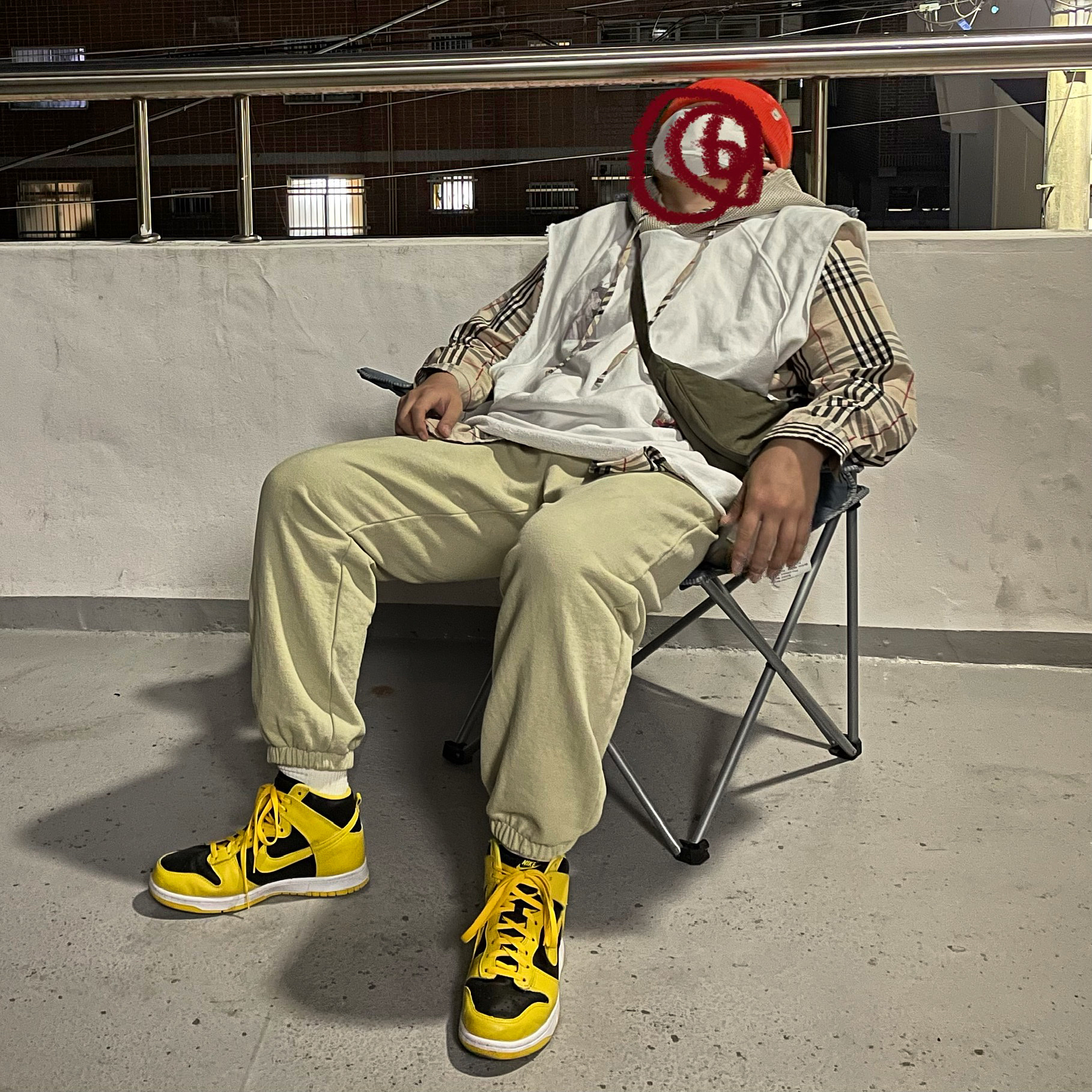 Nike Dunk High SP Varsity Maize 착용 스타일