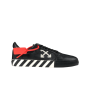 (W) Off-White Arrow Low Vulcanized Sneakers Black