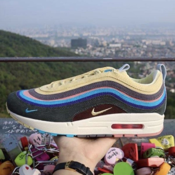 Nike x Sean Wotherspoon Air Max 1/97 착용 스타일