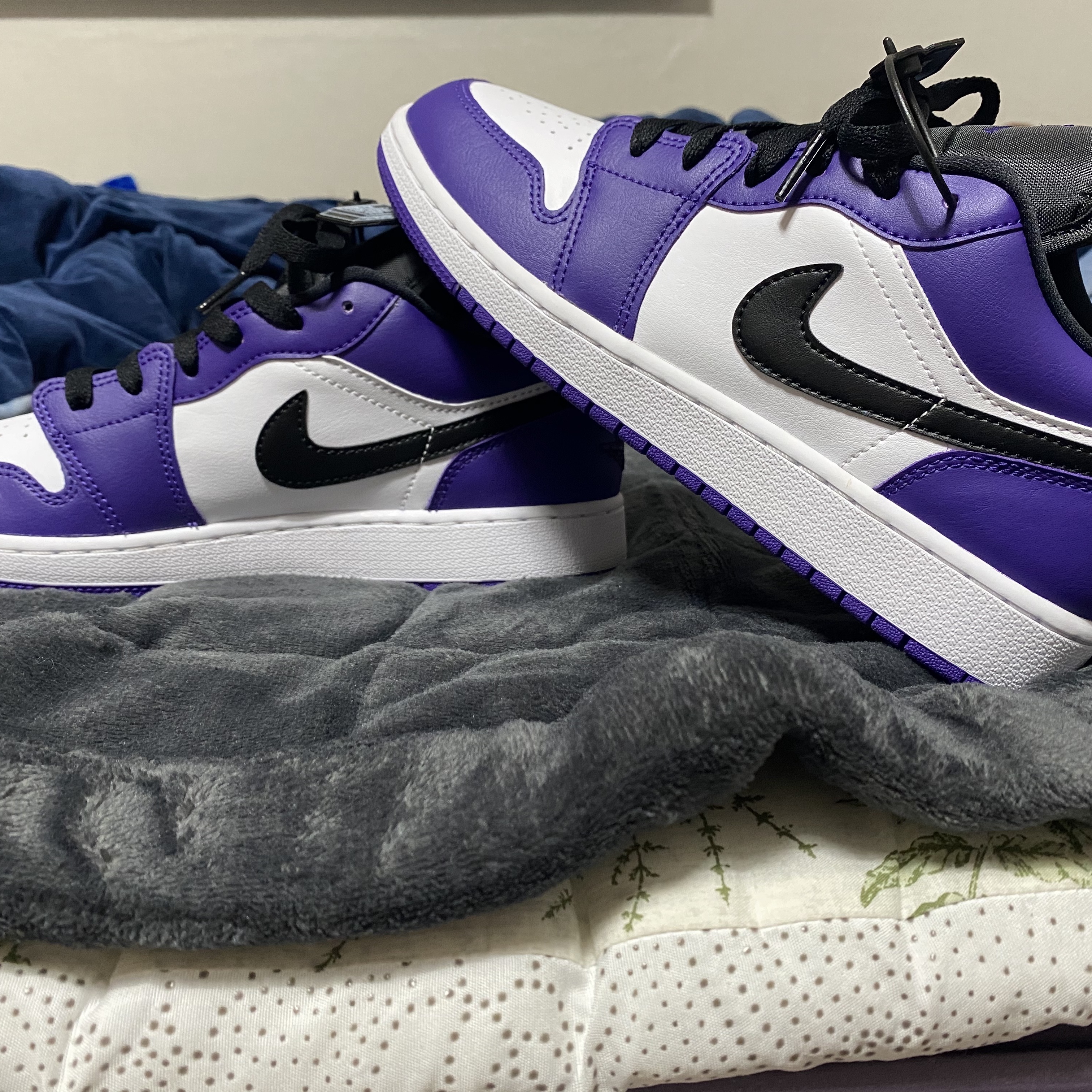 (GS) Jordan 1 Low Court Purple 2020 착용 스타일 - 2