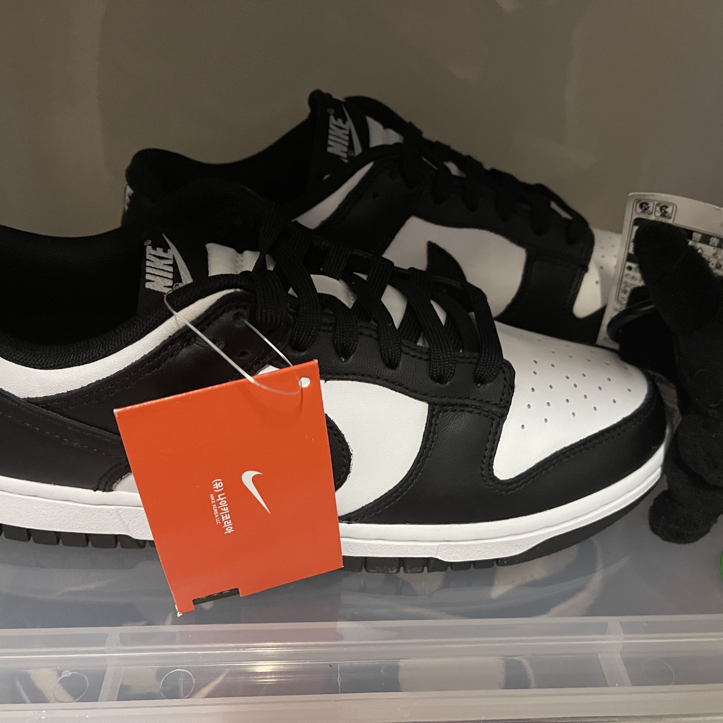 Nike Dunk Low Retro Black 착용 스타일
