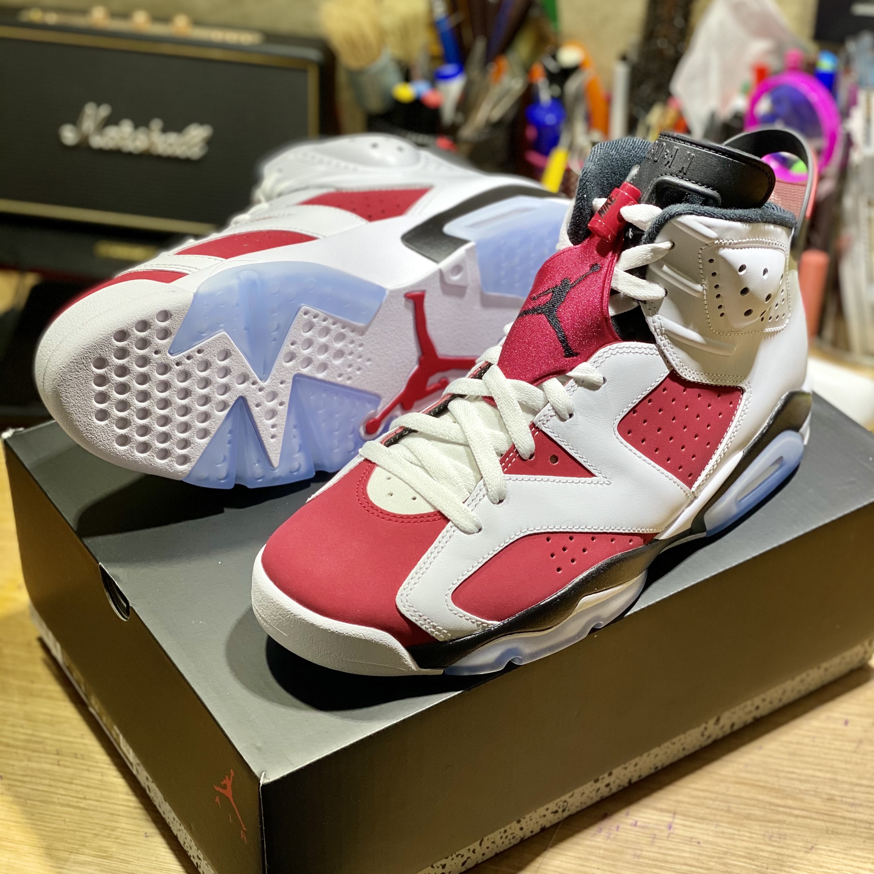 Jordan 6 Retro Carmine 2021 착용 스타일 - 3