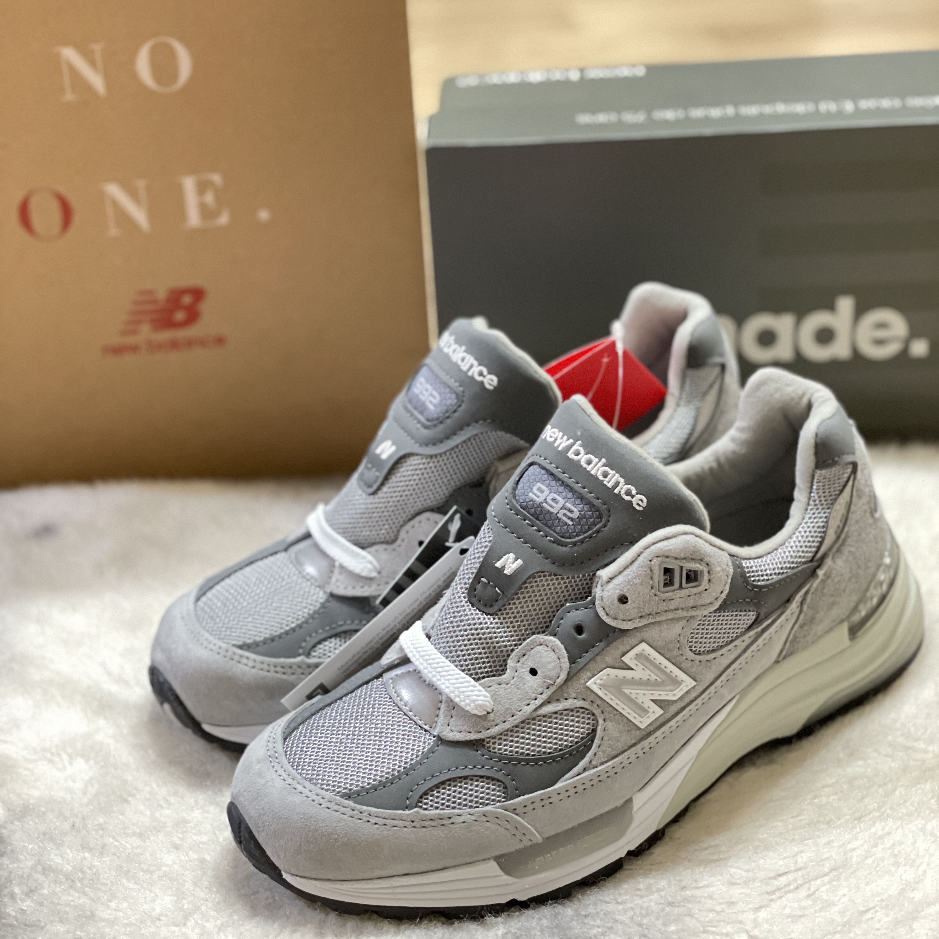 New Balance 992 Made in USA Grey - D Standard 착용 스타일 - 1