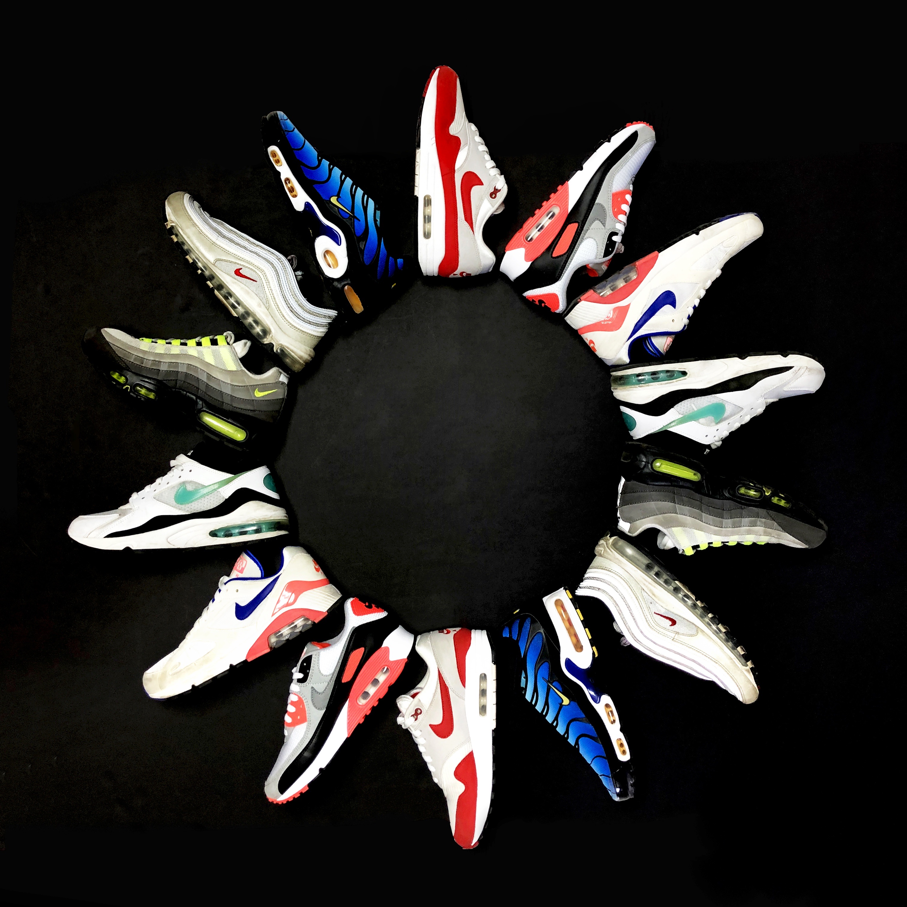 Nike Air Max 1 Anniversary Red 2017, Nike Air Max 3 Radiant Red 착용 스타일