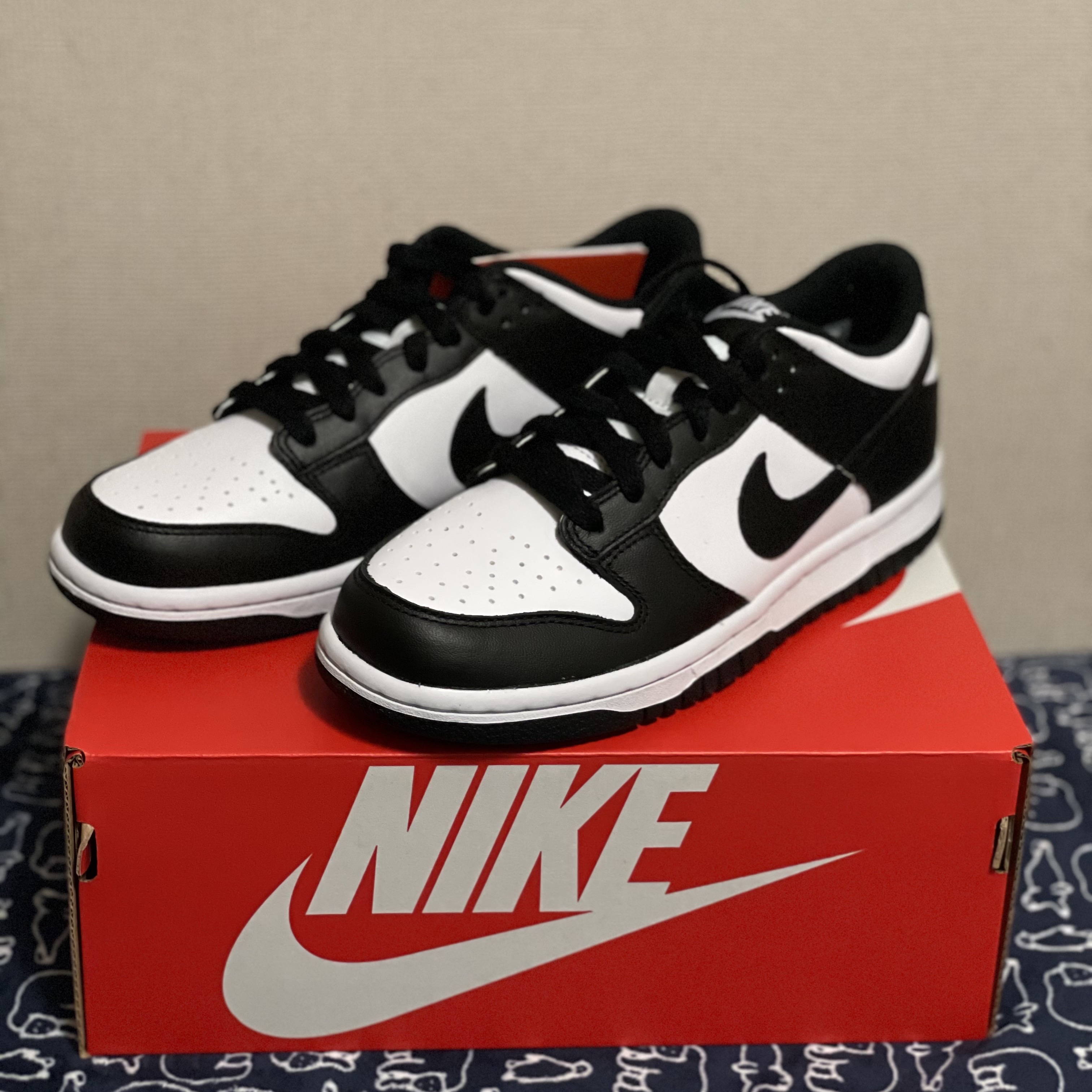 (GS) Nike Dunk Low Black 착용 스타일 - 2