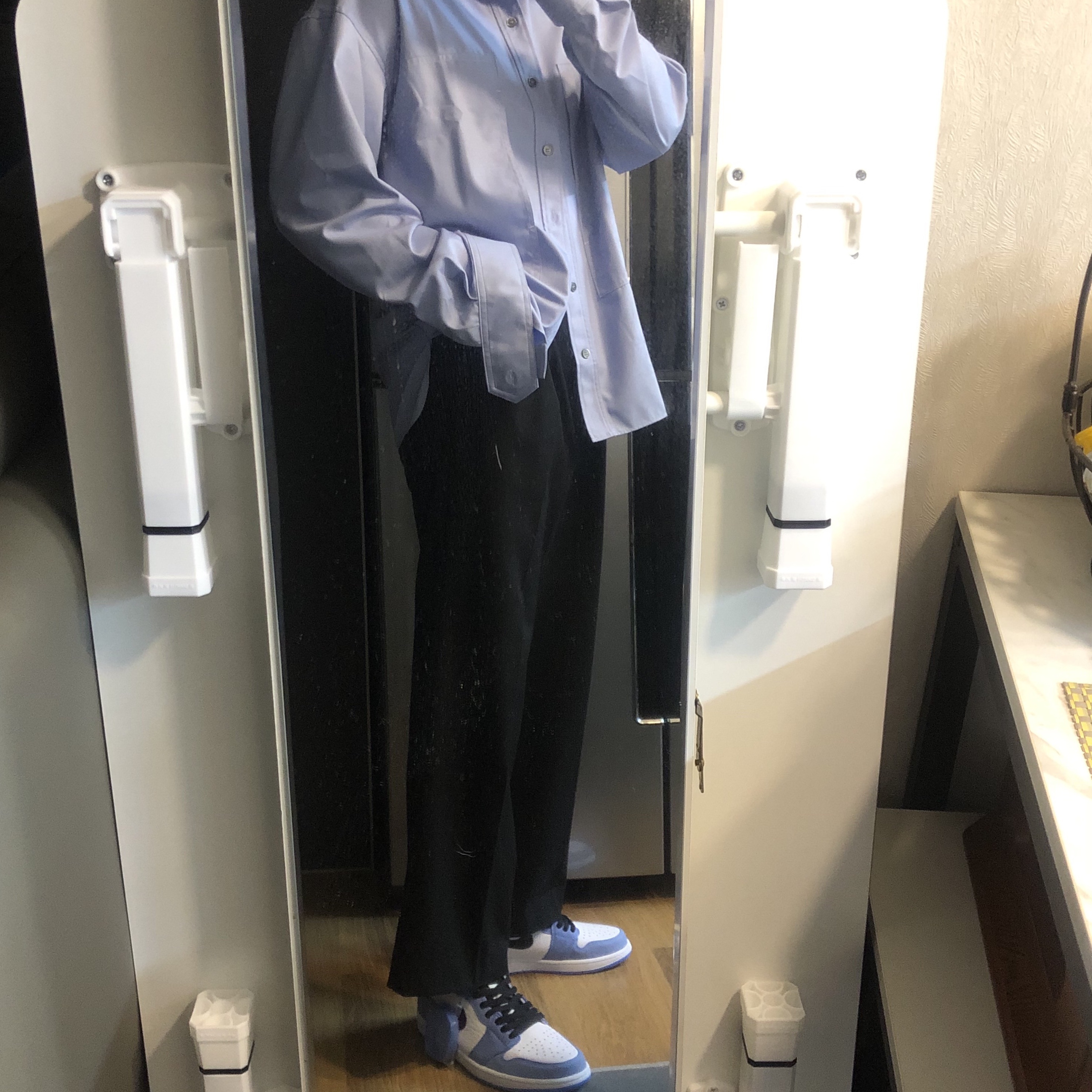 Jordan 1 Retro High OG University Blue 착용 스타일