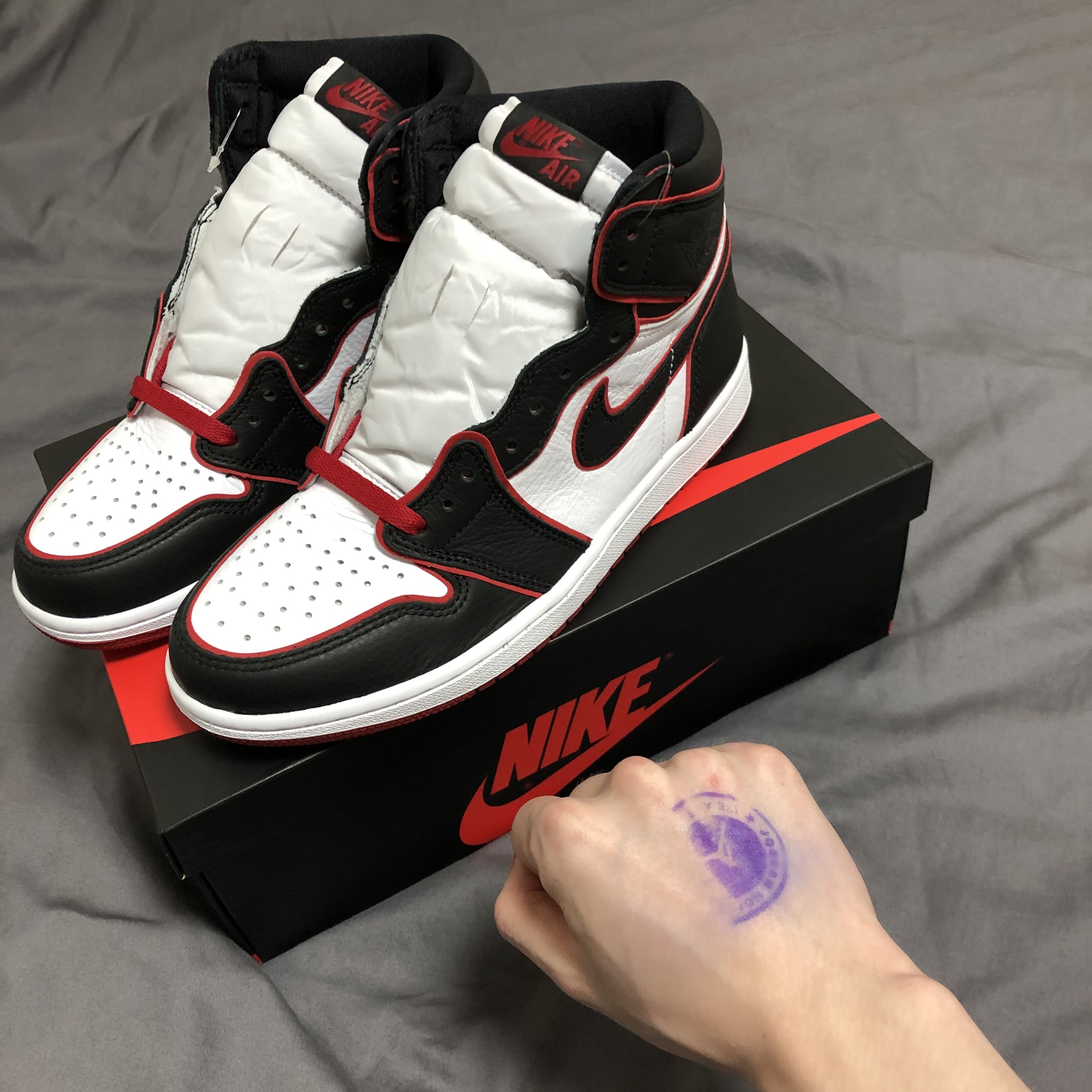 Jordan 1 Retro High OG Bloodline 착용 스타일 - 2