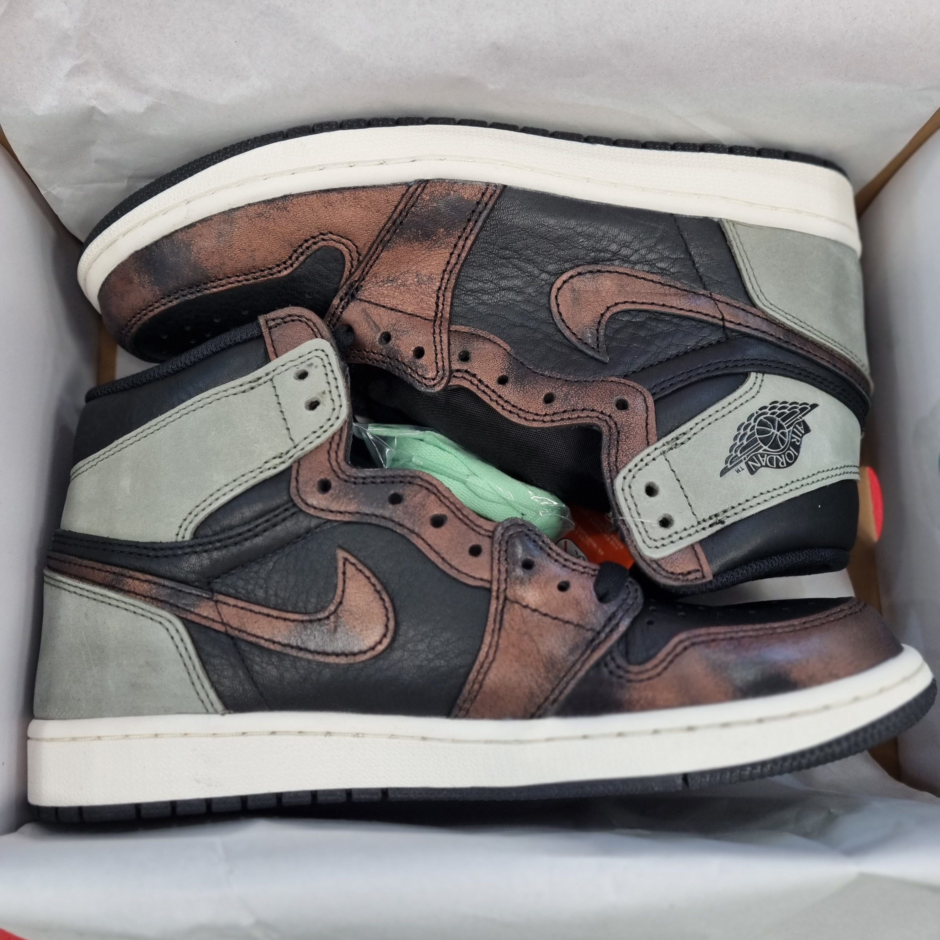 Jordan 1 Retro High OG Rust Shadow 착용 스타일 - 1