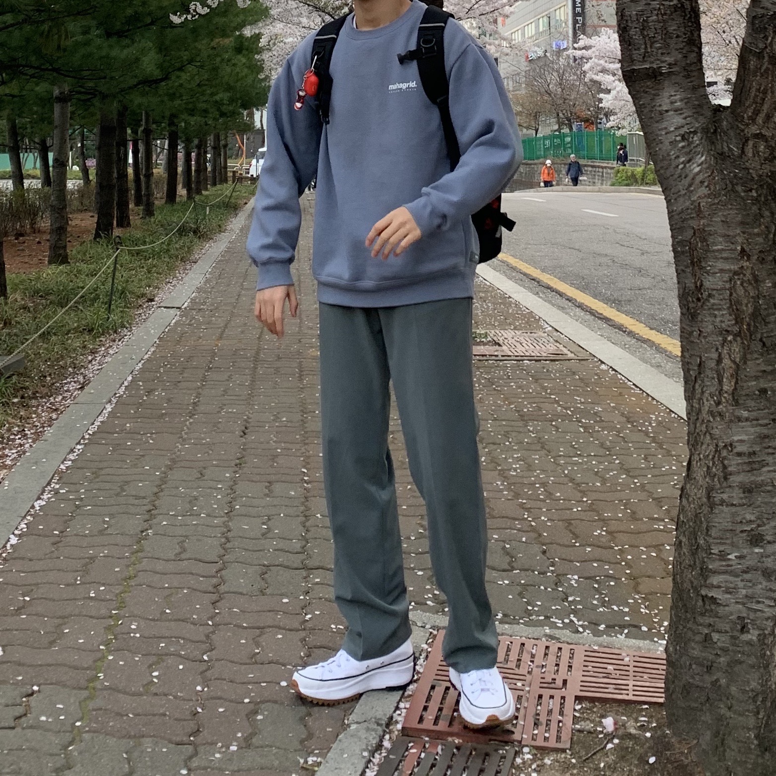 Converse Run Star Hike Hi White Black Gum 착용 스타일