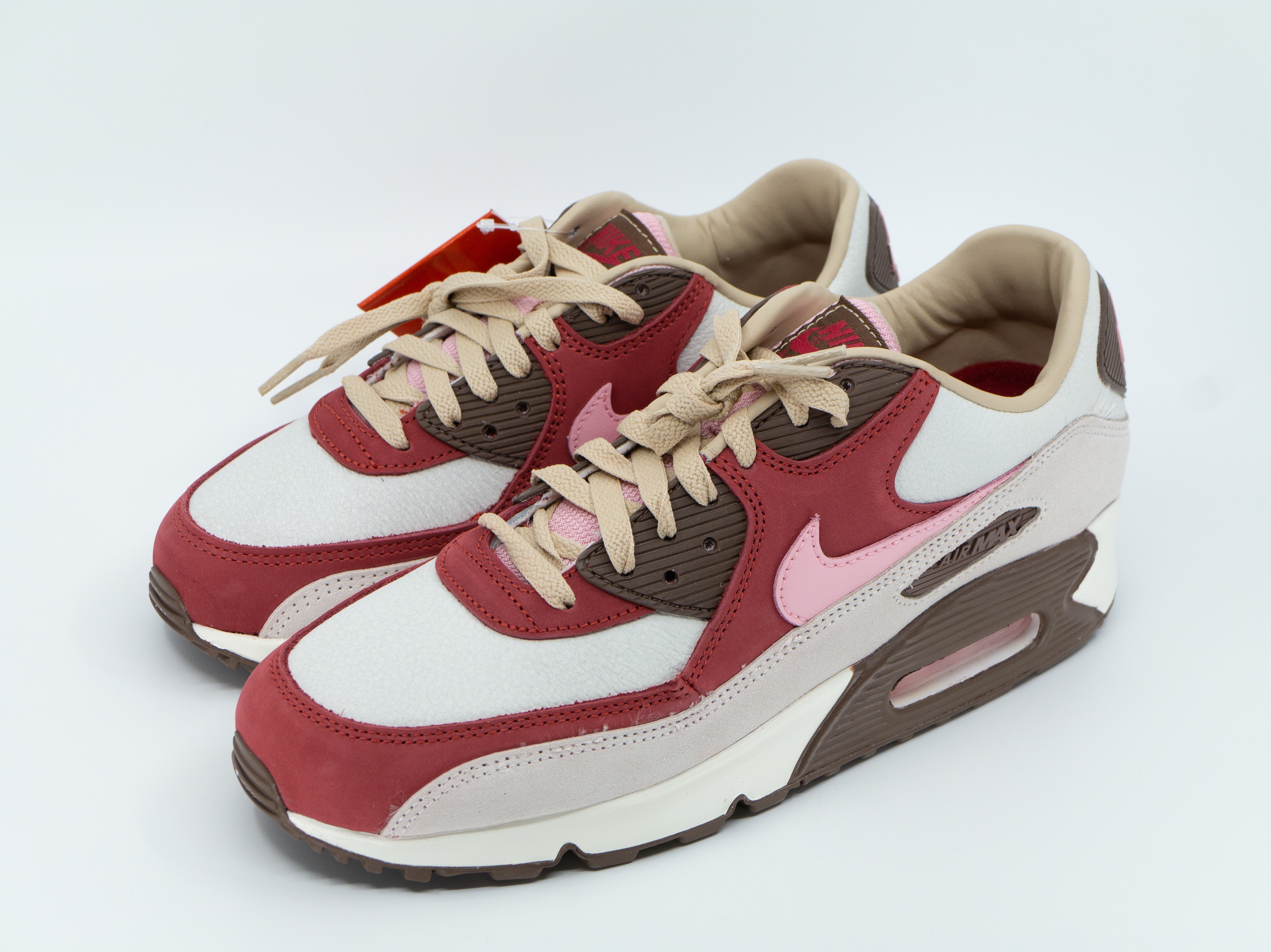 Nike Air Max 90 NRG Bacon 착용 스타일 - 1