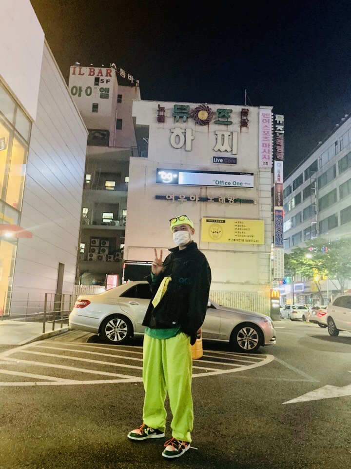 Nike x Off-White Dunk Low Pine Green 착용 스타일 - 2