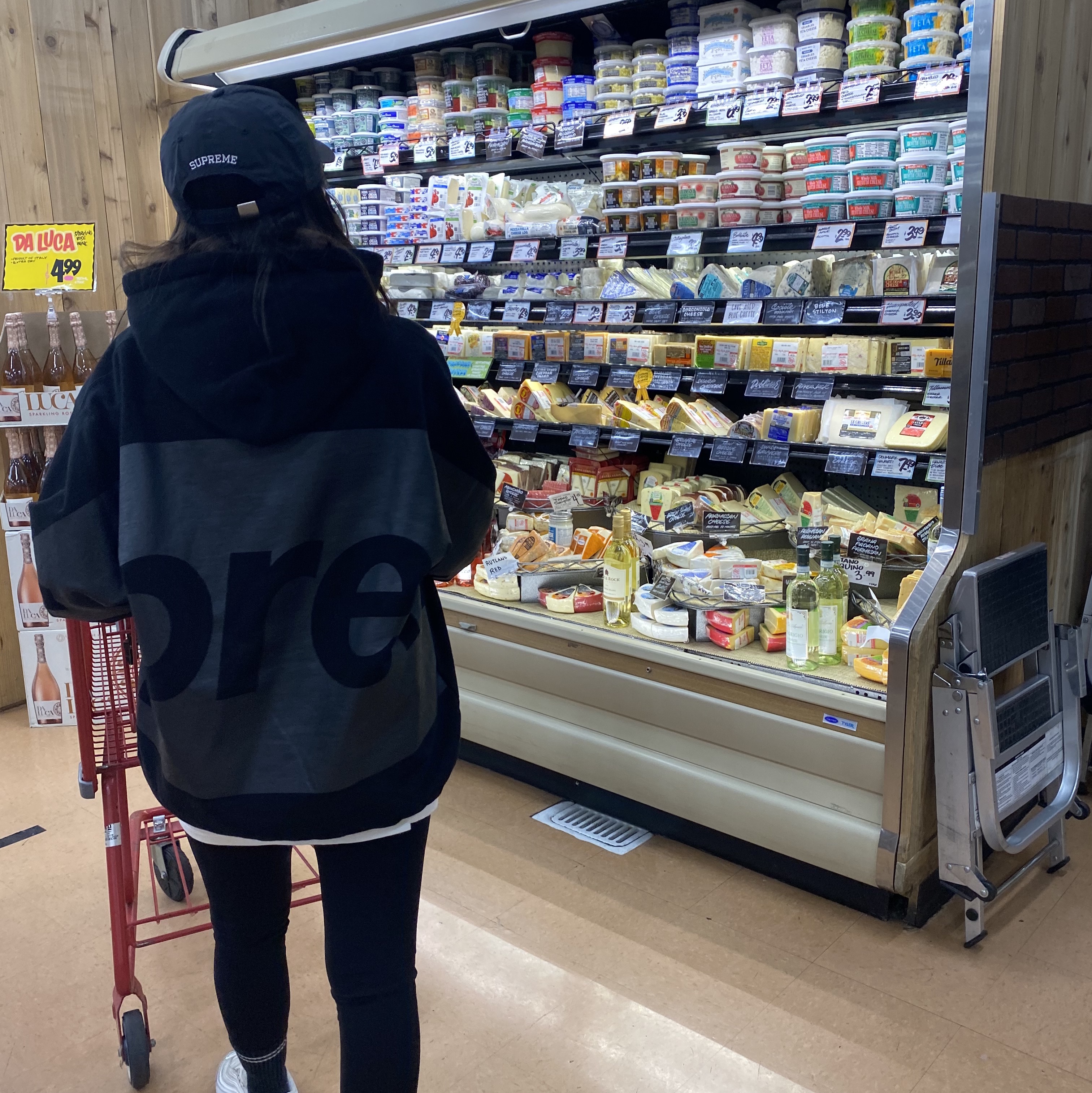 Supreme x Stone Island Painted Camo Nylon 6-Panel Black - 20FW, Supreme Big Logo Hooded Sweatshirt Black - 21SS 착용 스타일 - 3