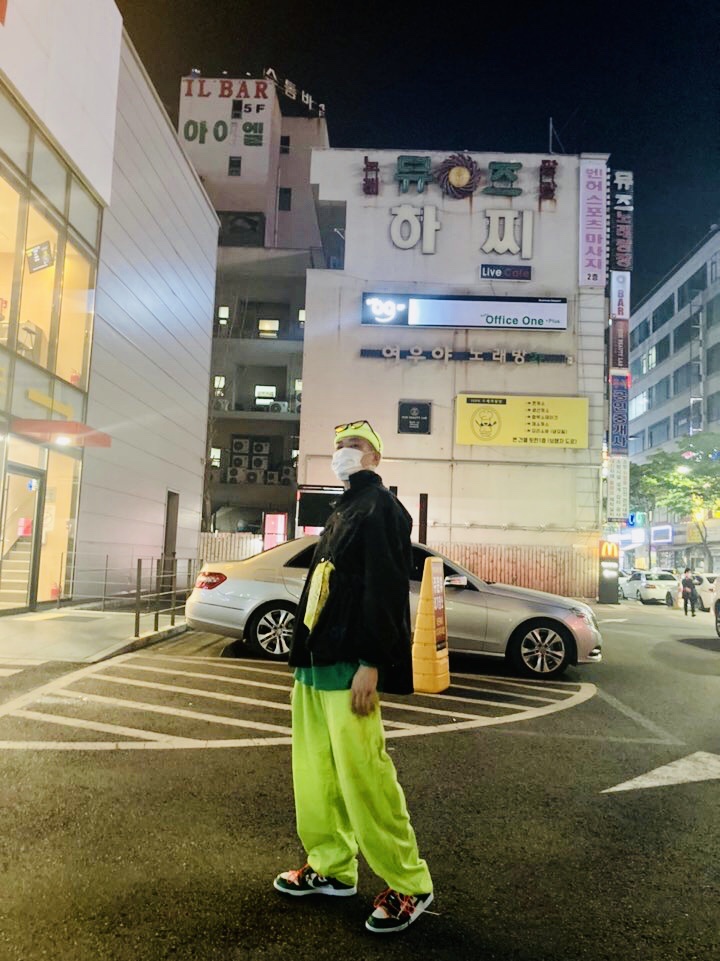 Nike x Off-White Dunk Low Pine Green 착용 스타일 - 1