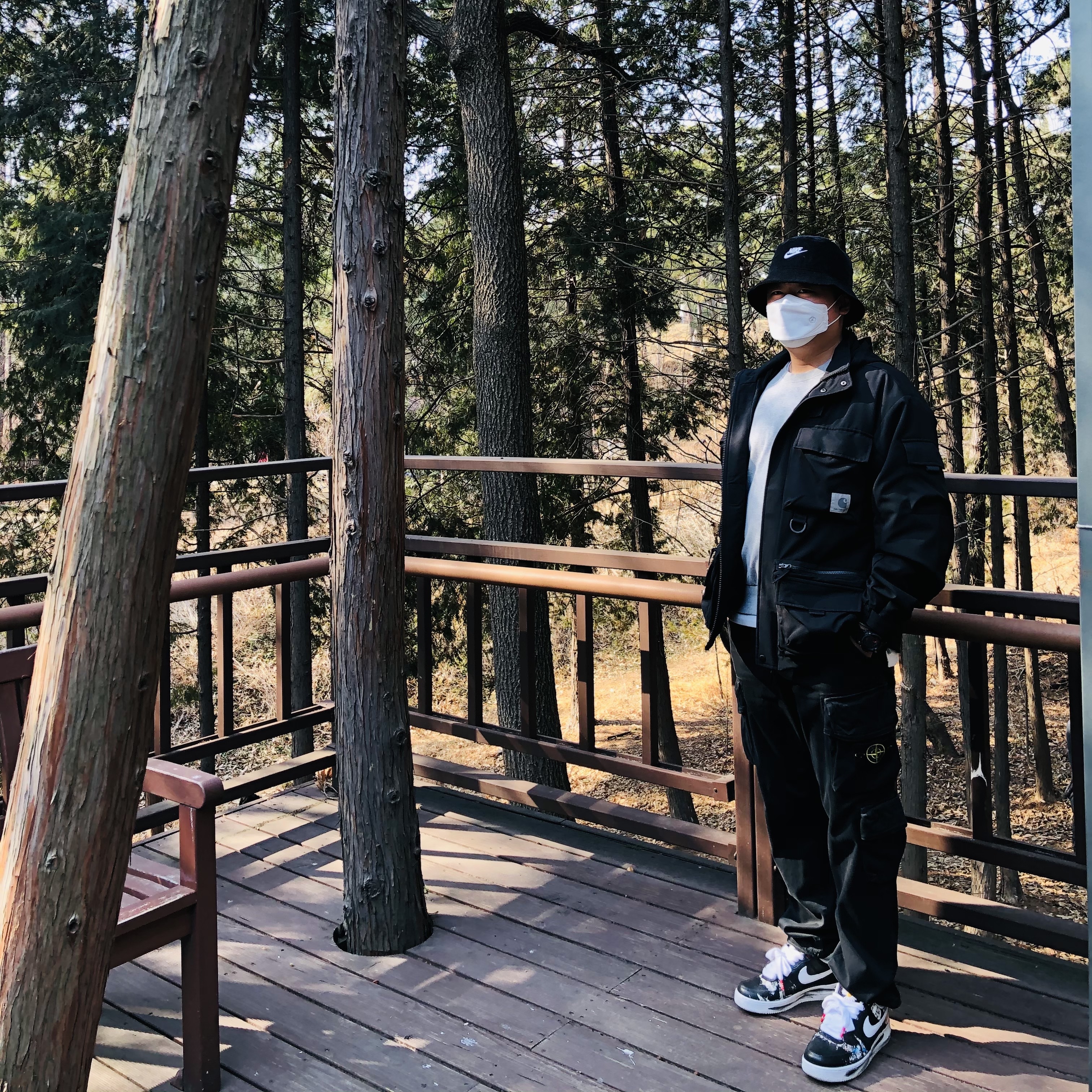 Nike x Peaceminusone Air Force 1 Low Para-Noise, Nike Futura Corduroy Bucket Black 착용 스타일