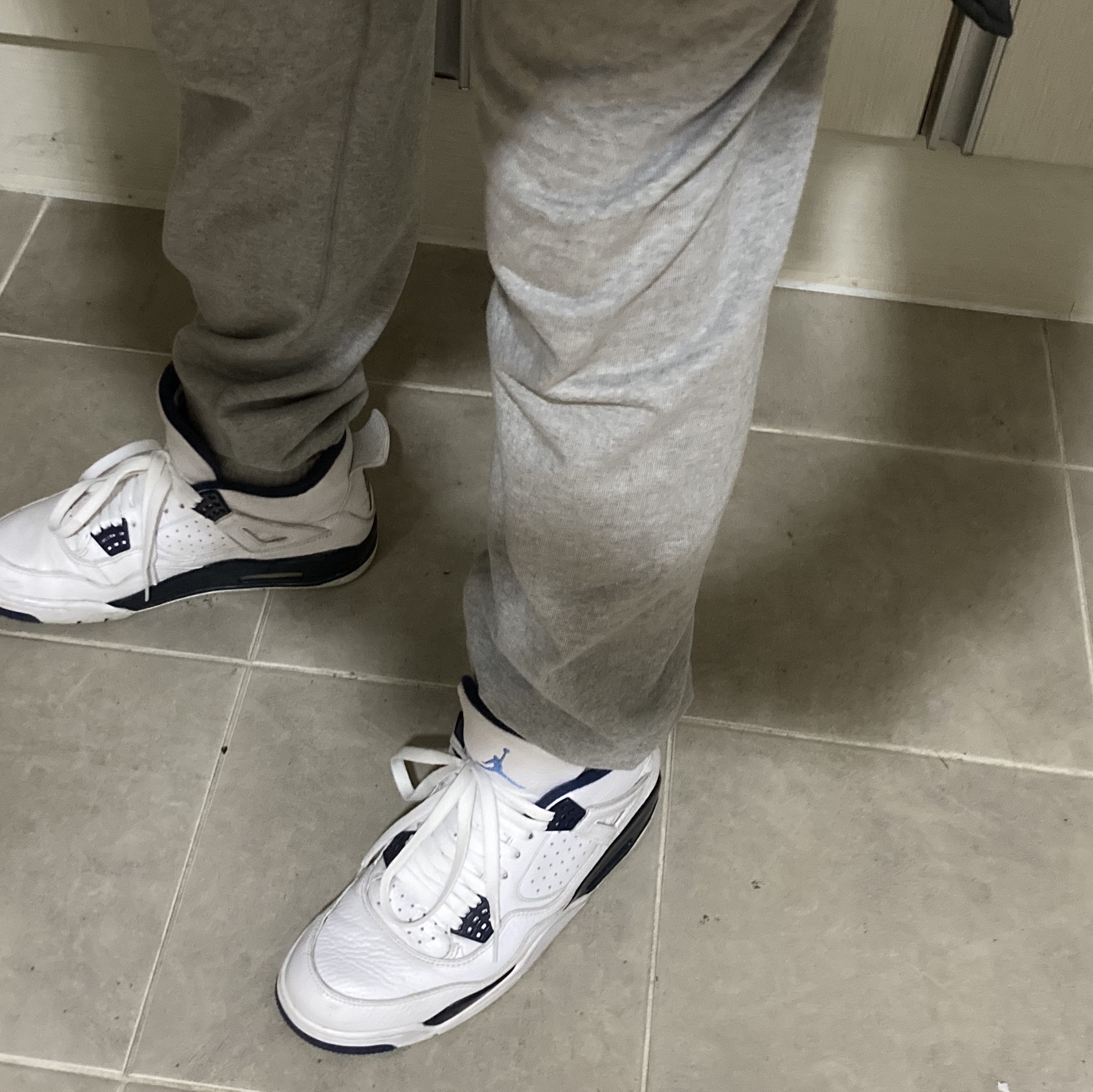 Jordan 4 Retro Columbia 2015 착용 스타일