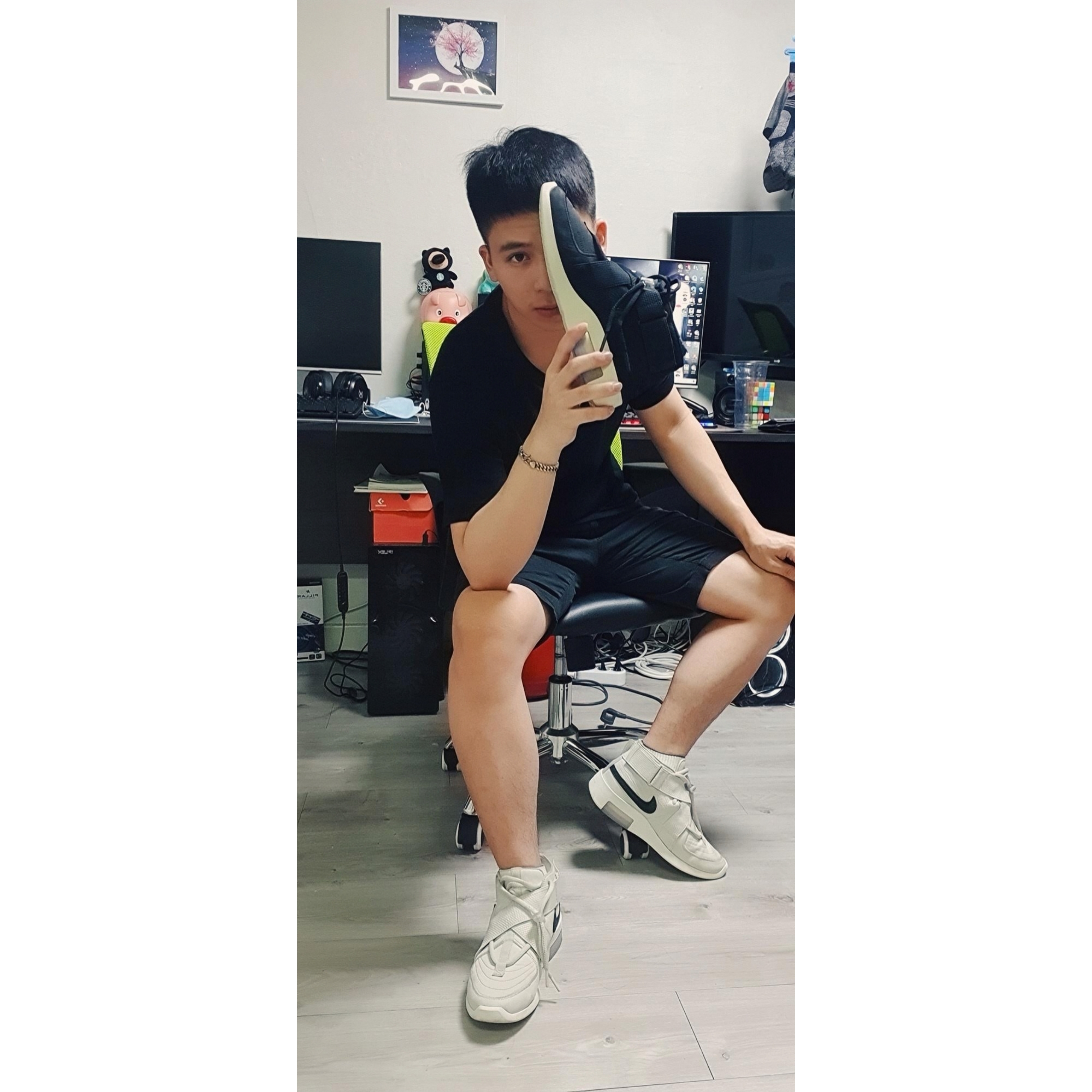 Nike x Fear of God Air Fear of God Raid Light Bone, Nike x Fear of God Air Fear of God Raid Black 착용 스타일