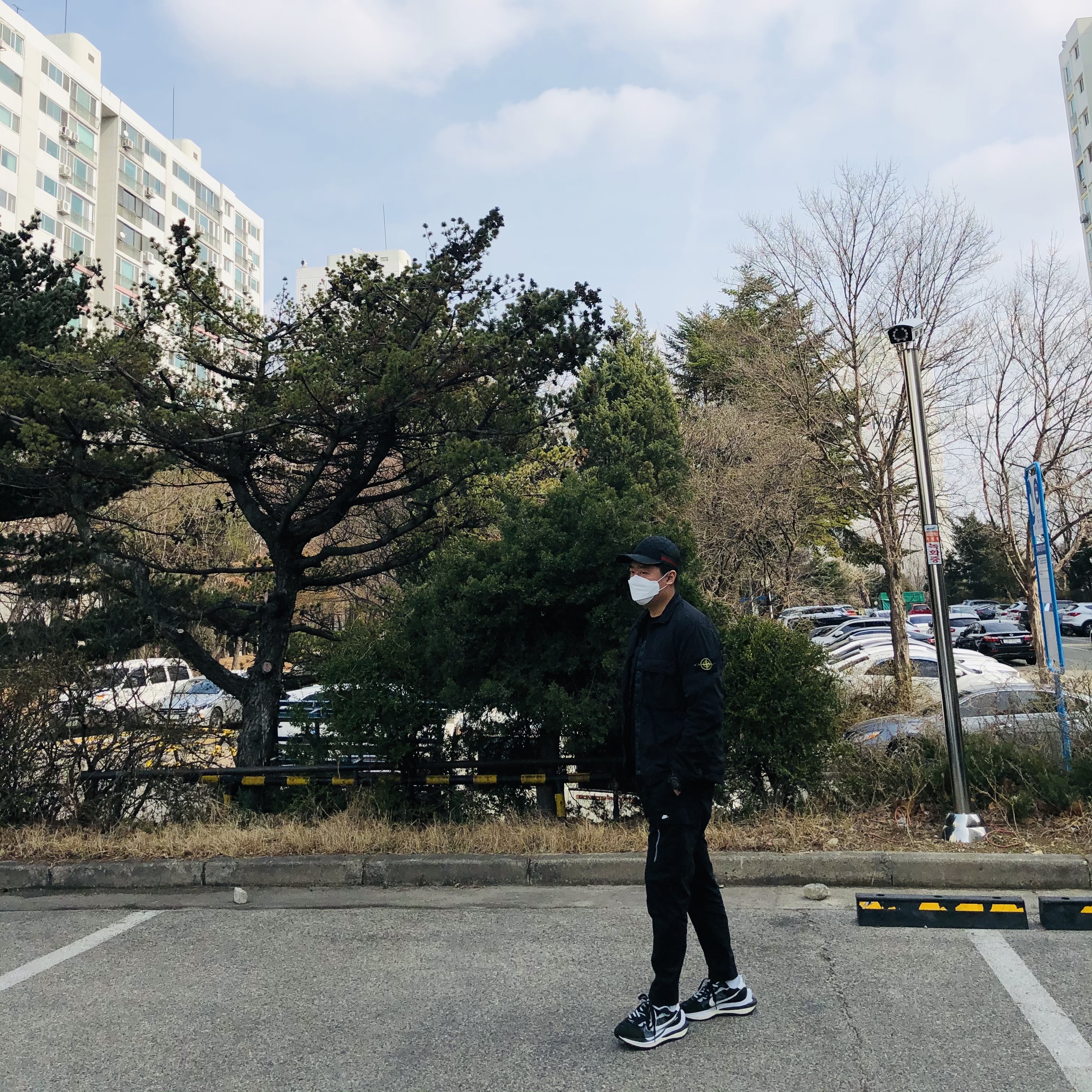 Nike x Sacai VaporWaffle Black White 착용 스타일