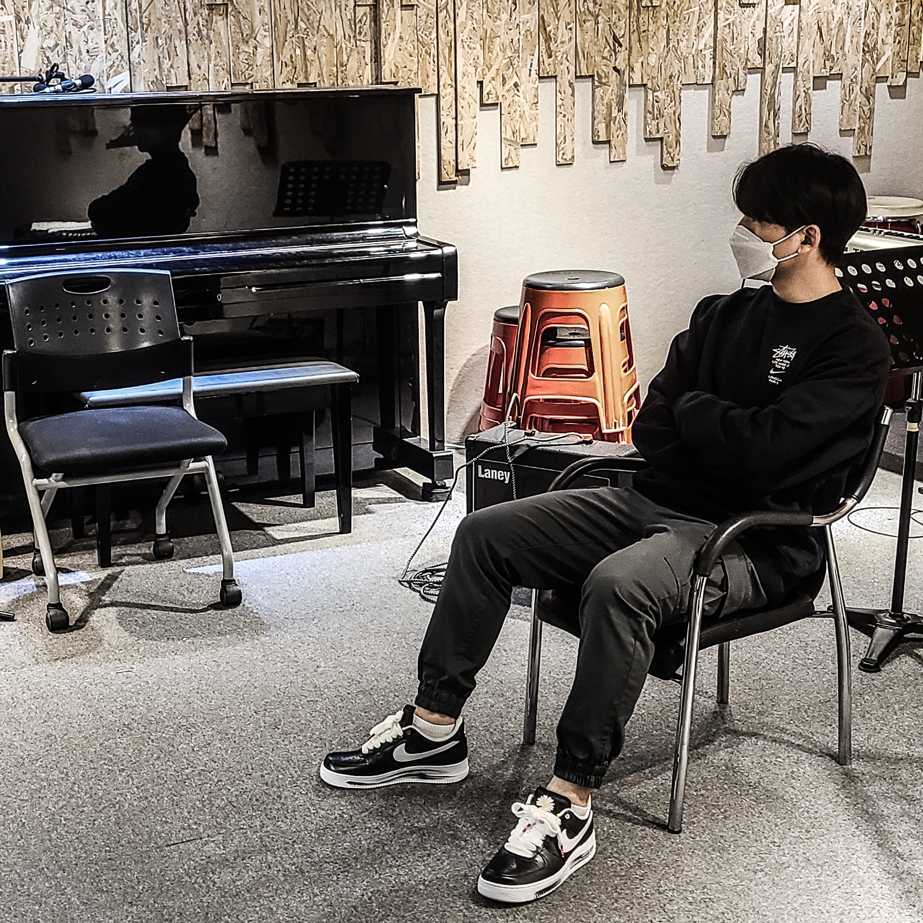 Nike x Peaceminusone Air Force 1 Low Para-Noise, Nike x Stussy NRG ZR Fleece Crewneck Black - Asia 착용 스타일