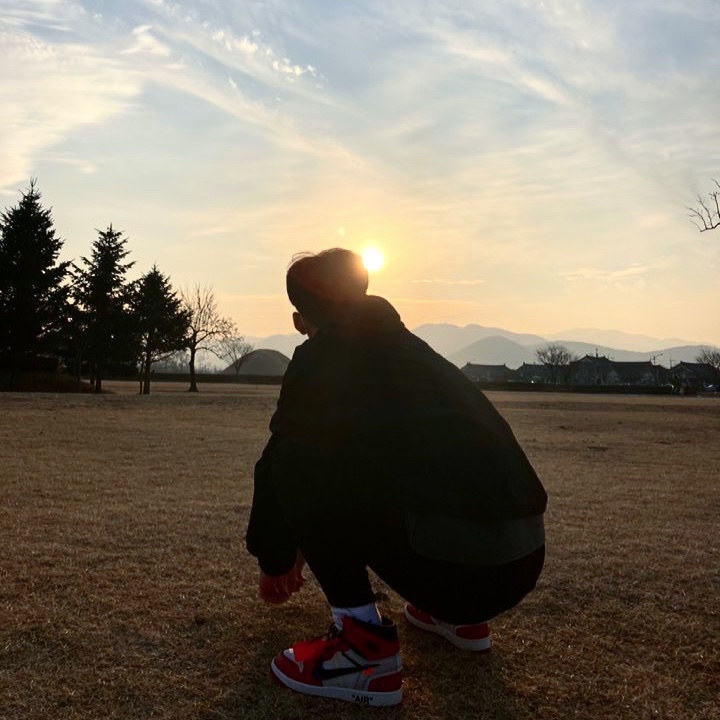 Jordan 1 x Off-White Retro High Chicago The Ten 착용 스타일