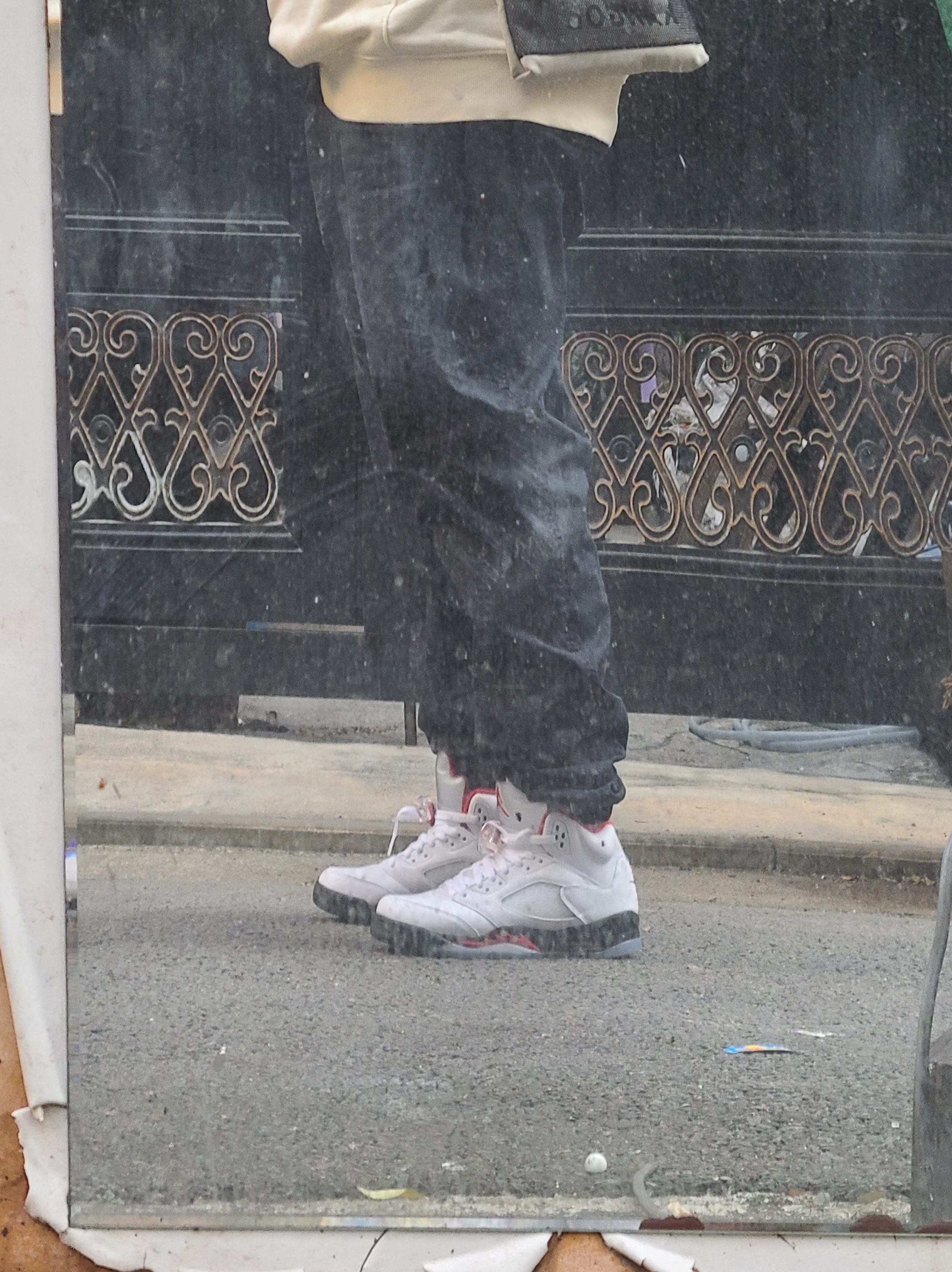 (GS) Jordan 5 Retro Fire Red Silver Tongue 2020 착용 스타일