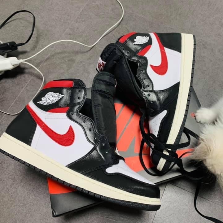 Jordan 1 Retro High OG Gym Red, (W) Jordan 1 Retro High OG Silver Toe 착용 스타일 - 1