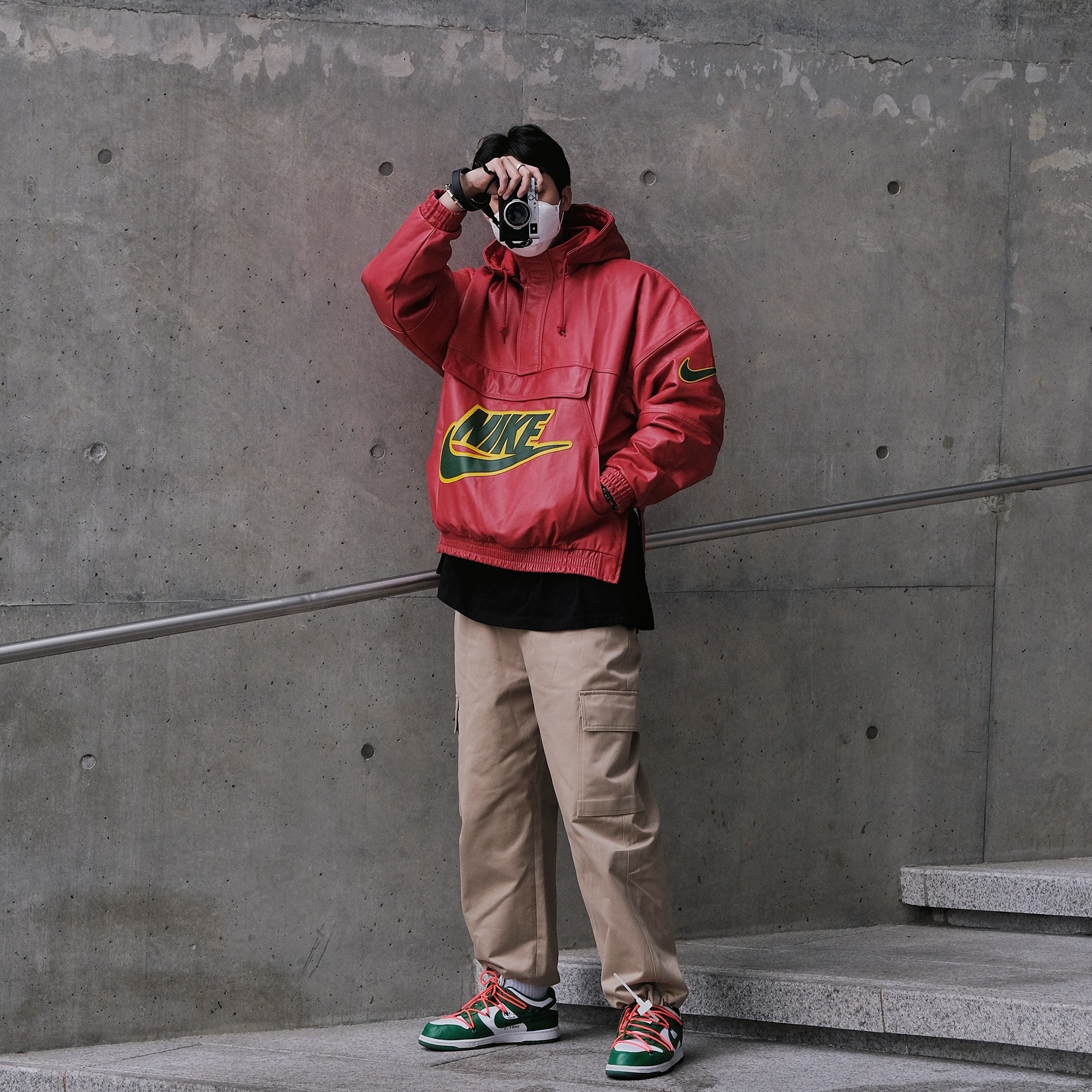 Supreme x Nike Leather Anorak Red - 19FW, Nike x Off-White Dunk Low Pine Green 착용 스타일