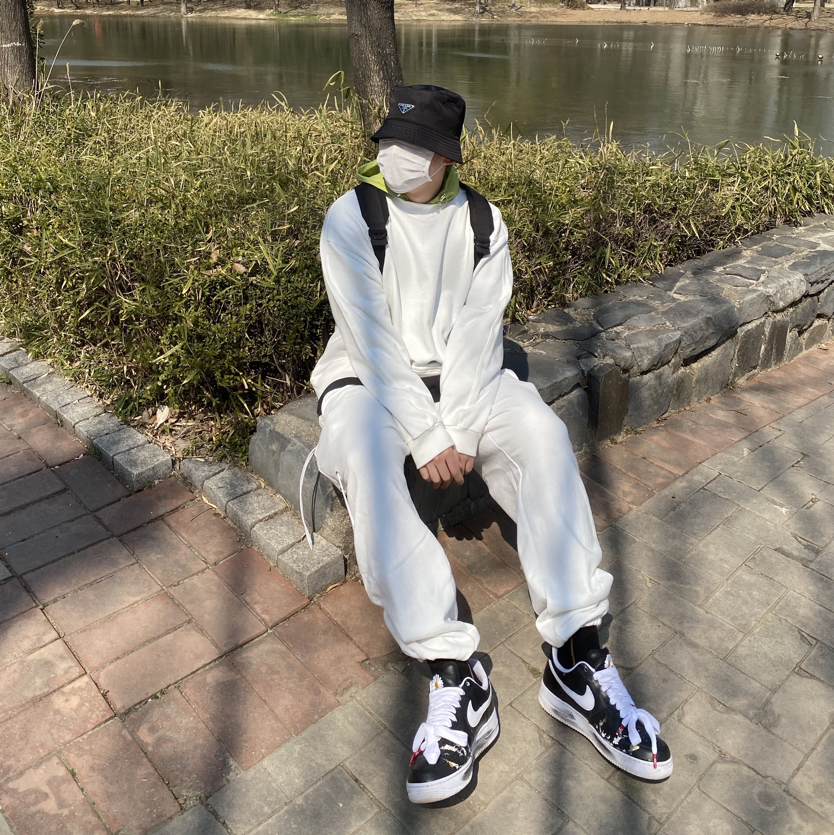 Nike x Peaceminusone Air Force 1 Low Para-Noise 착용 스타일 - 1