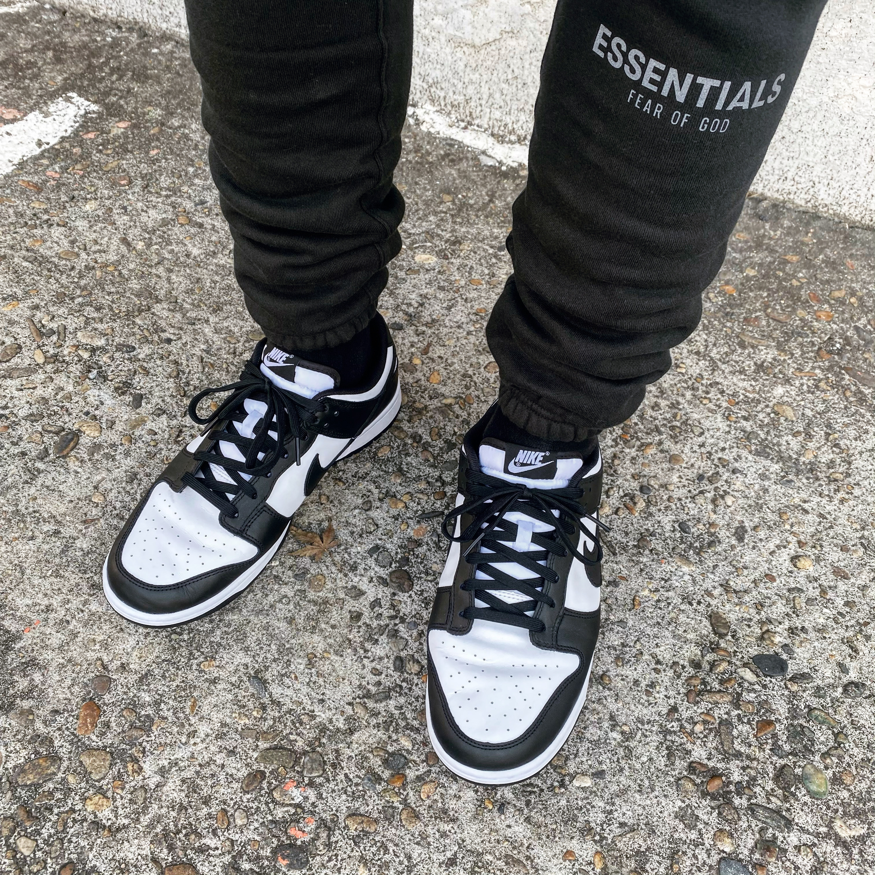 Essentials Sweatpants Dark Slate/Black 2020, Nike Dunk Low Retro Black 착용 스타일