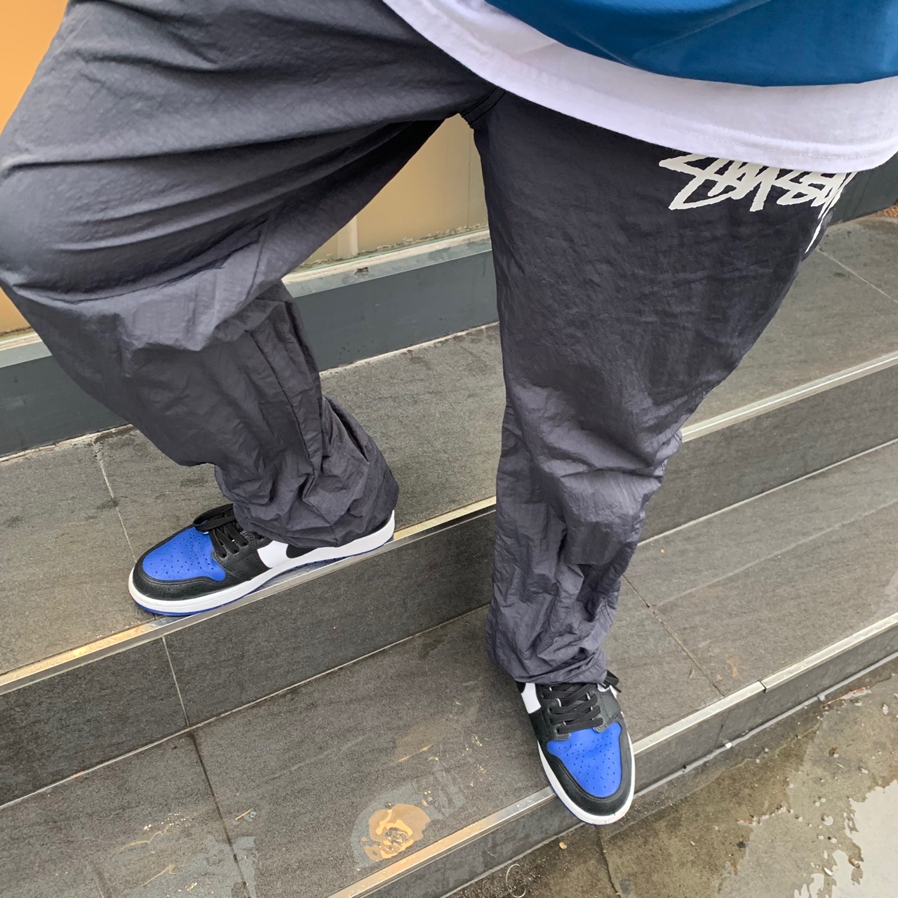 Jordan 1 Retro High OG Royal Toe 착용 스타일