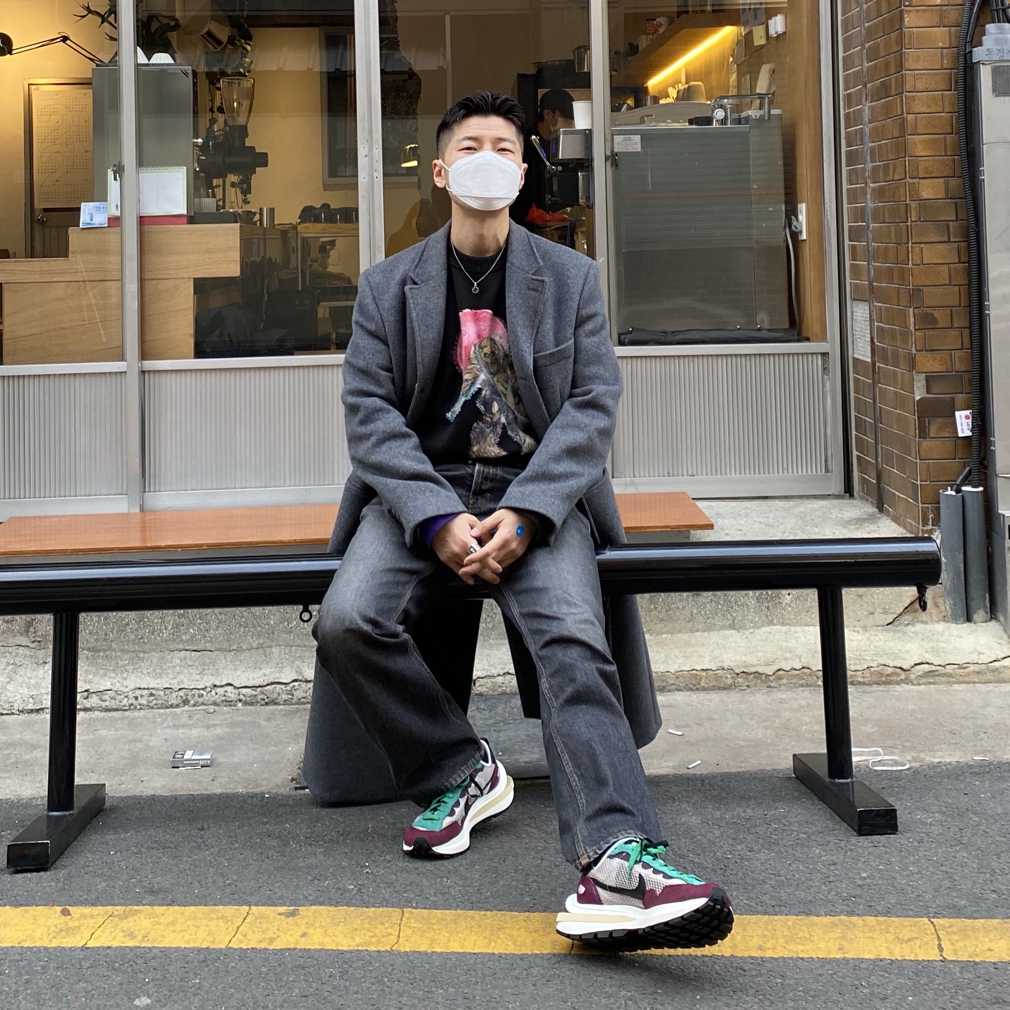 Nike x Sacai VaporWaffle String & Black Villain Red 착용 스타일