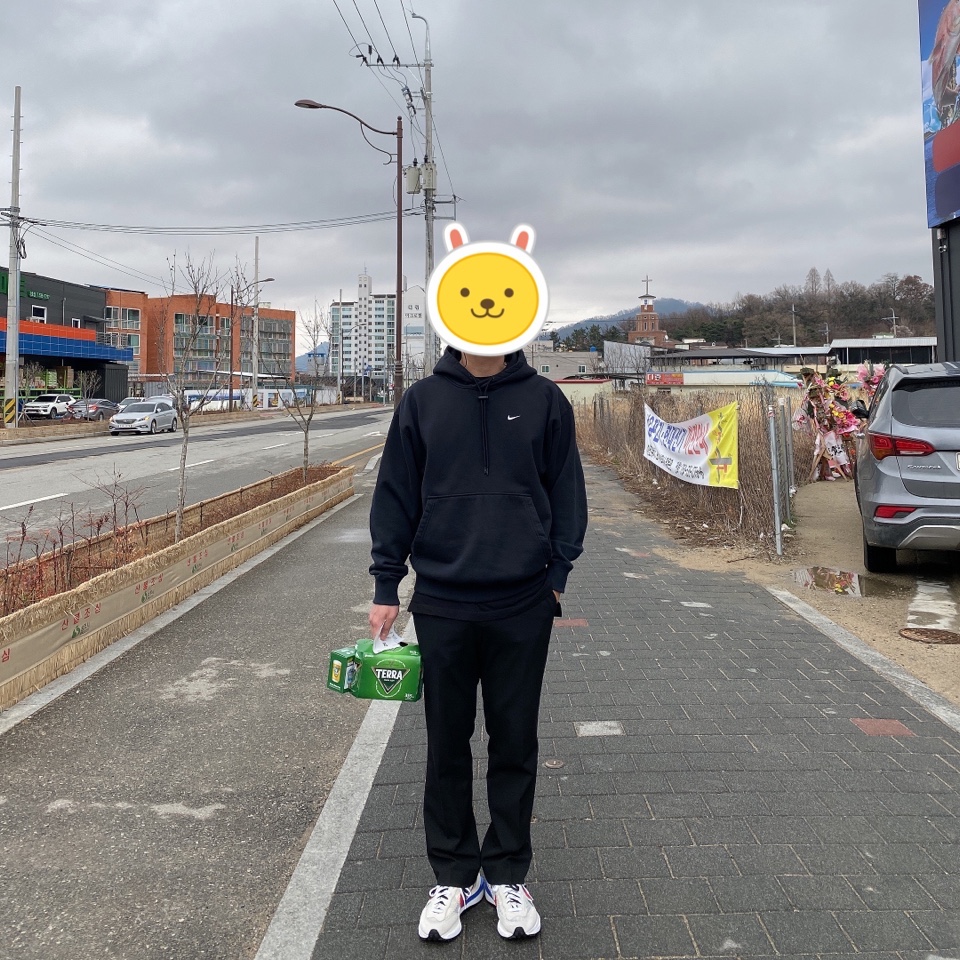 Nike x Sacai VaporWaffle Royal Fuchsia, Nike M NRG Fleece Hoodie Black 착용 스타일