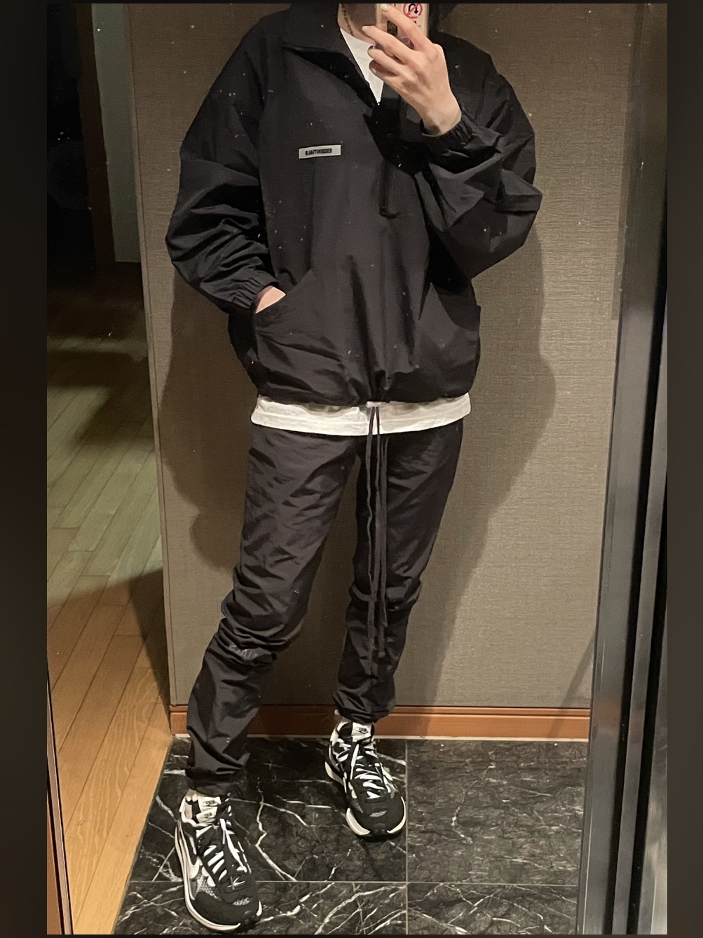 Essentials Track Pants Black - 20FW, Essentials Track Jacket Black - 20FW 착용 스타일 - 1
