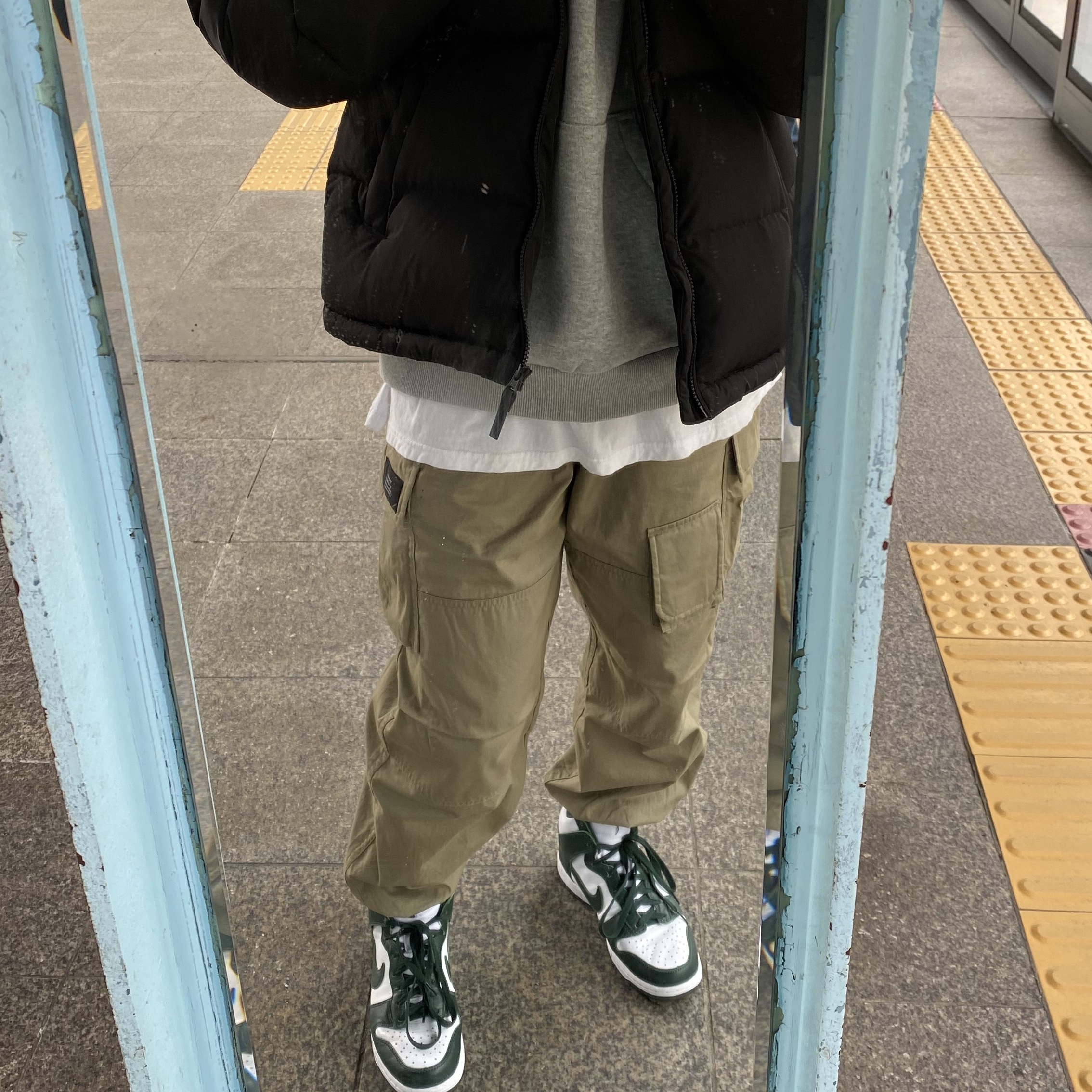 Nike Dunk High SP Spartan Green 착용 스타일