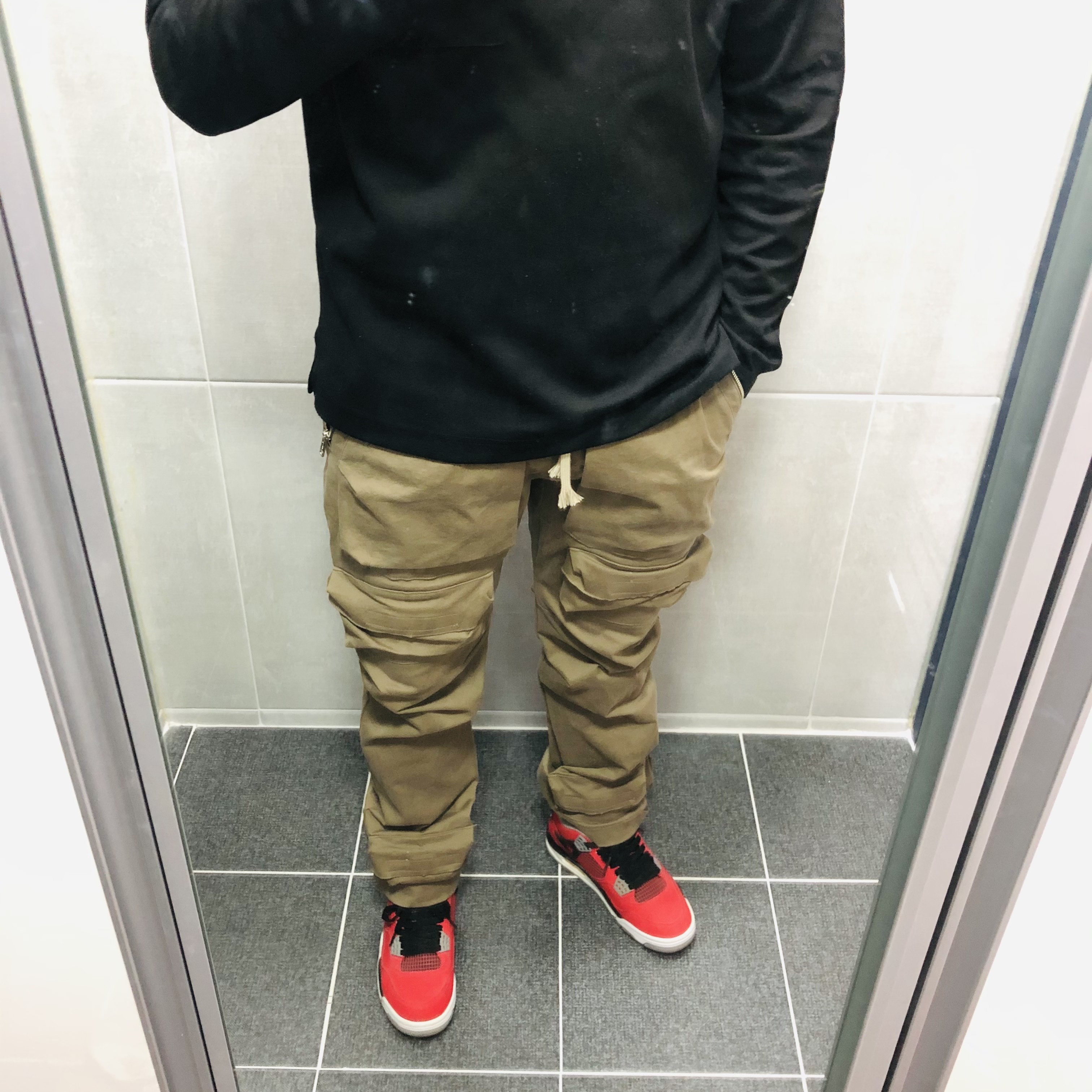 Jordan 4 Retro Toro Bravo 착용 스타일