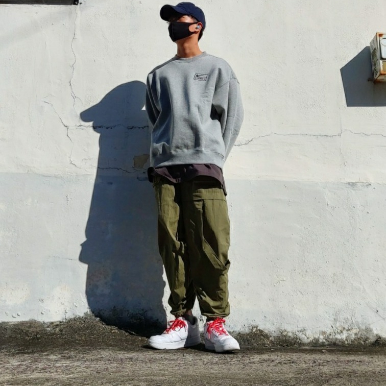 Nike x Stussy NRG BR Crew Fleece Grey, Nike x Supreme Air Force 1 Low White 착용 스타일