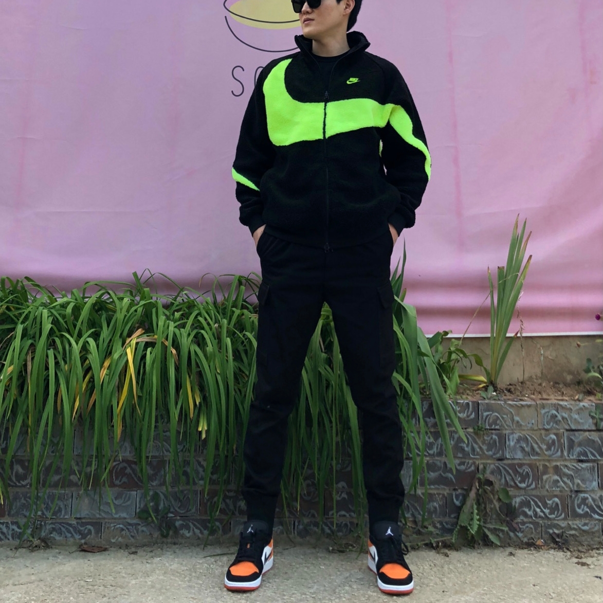 Jordan 1 Low Shattered Backboard 착용 스타일