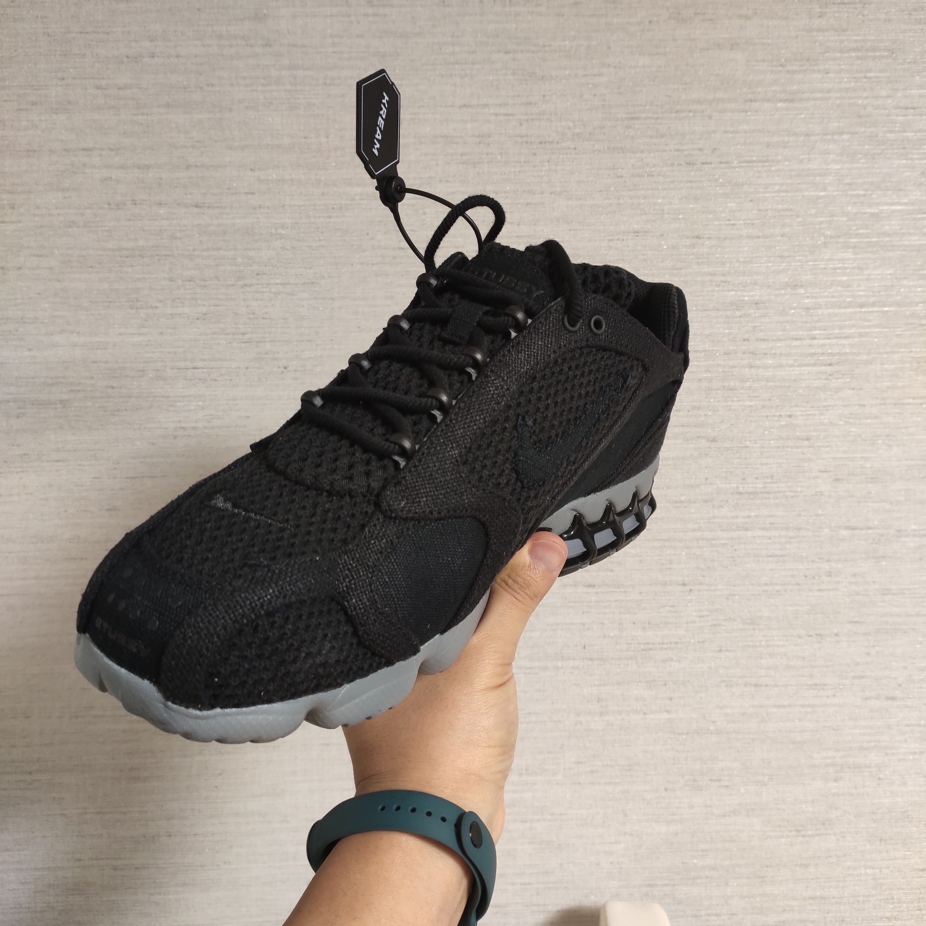Nike x Stussy Air Zoom Spiridon Cage 2 Black 착용 스타일 - 4
