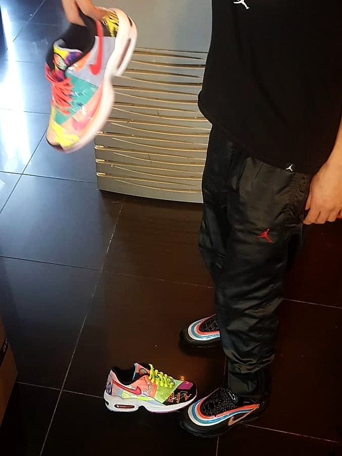 Nike Air Max 97 Neon Seoul, Nike x Atmos Air Max 2 Light 착용 스타일