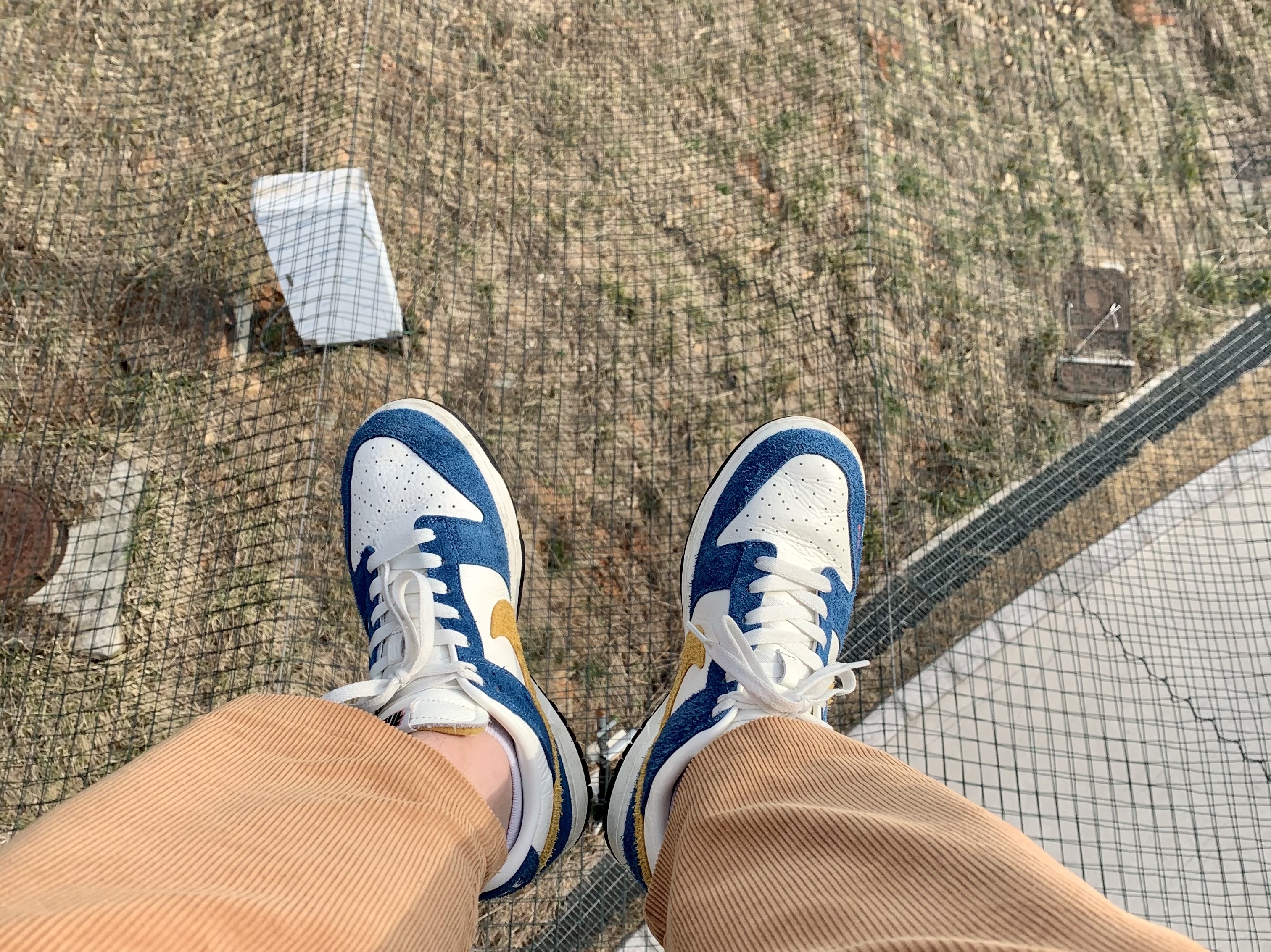 Nike x Kasina Dunk Low 80's Bus 착용 스타일