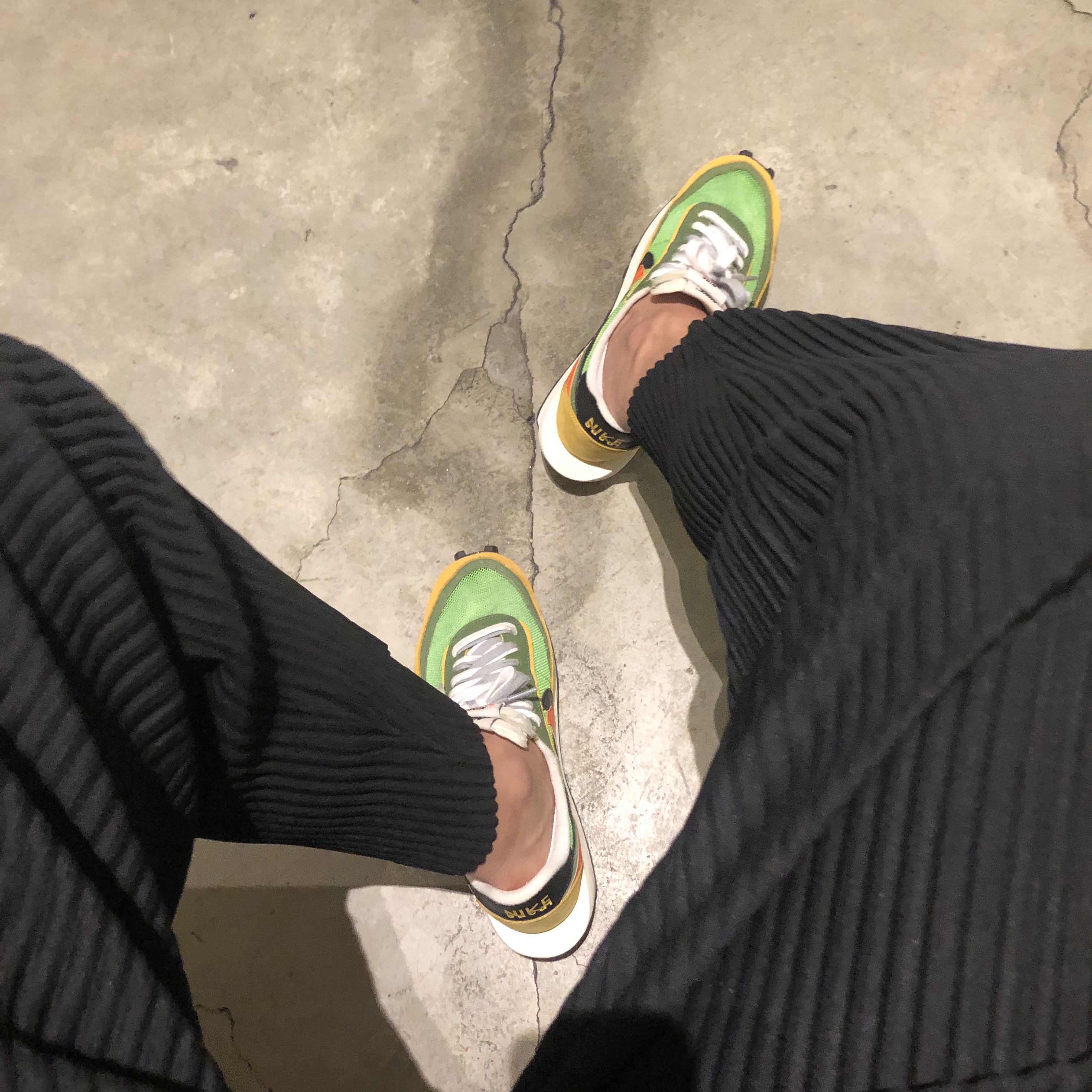 Nike x Sacai LDWaffle Green Multi 착용 스타일