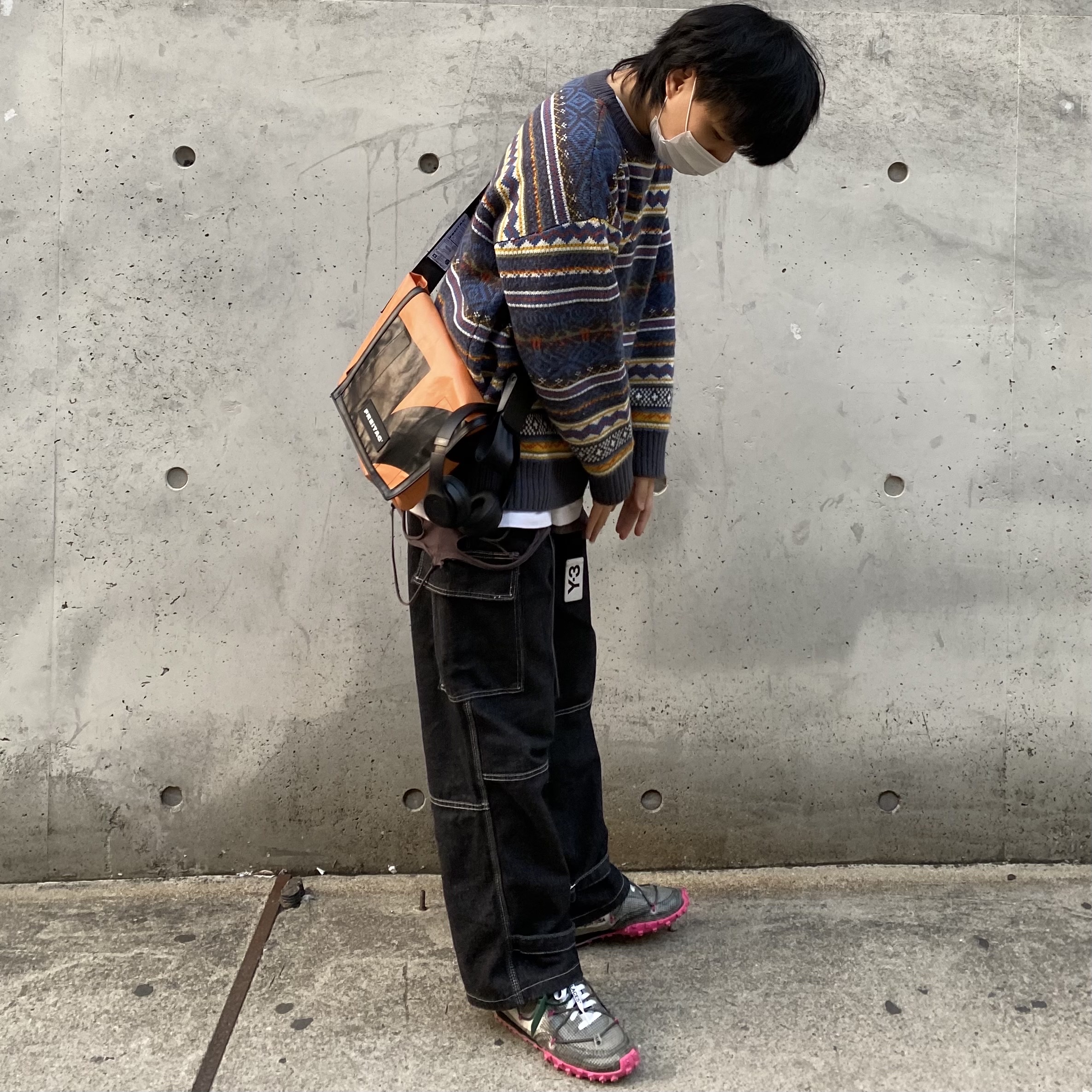 (W) Nike x Off-White Waffle Racer Black 착용 스타일