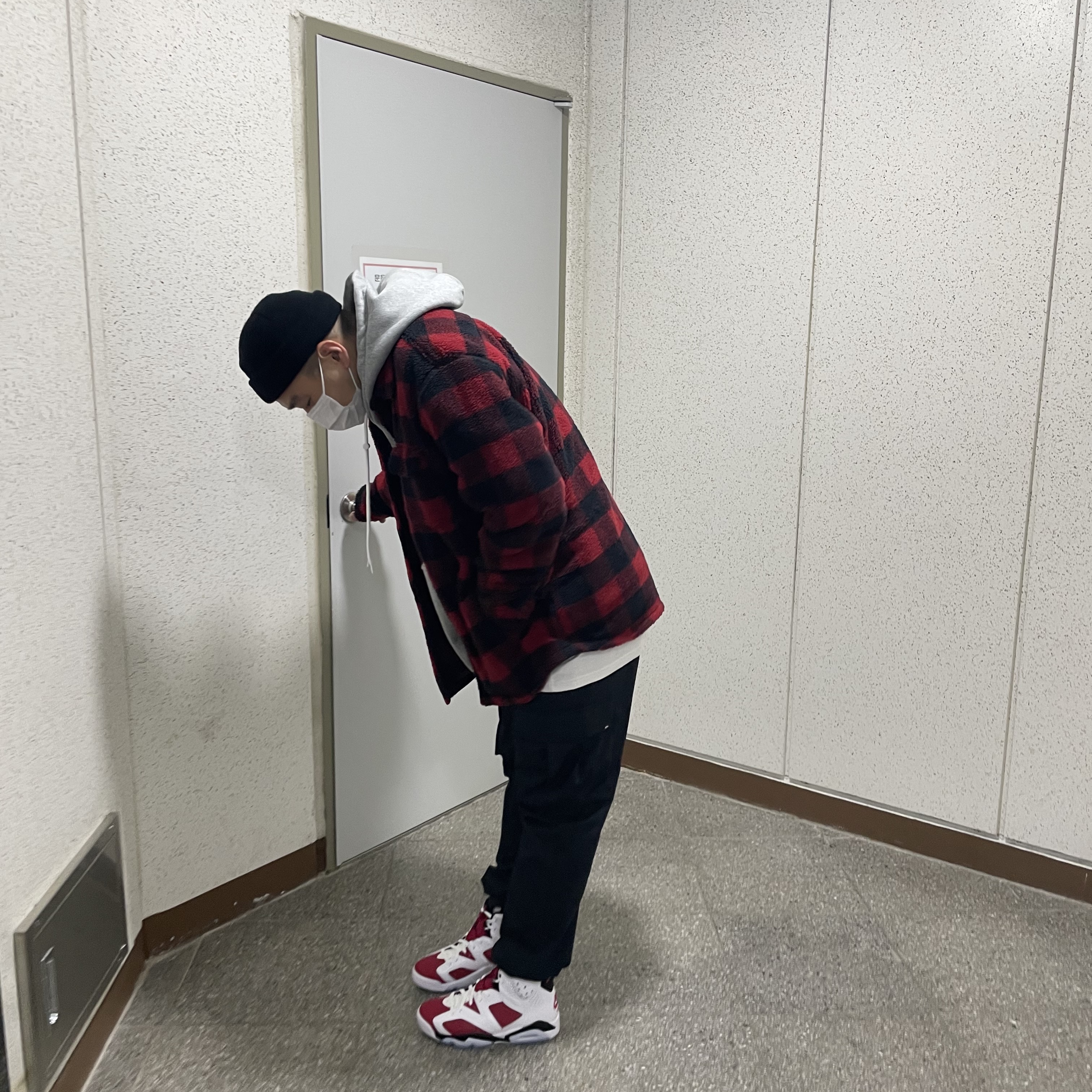 Jordan 6 Retro Carmine 2021 착용 스타일